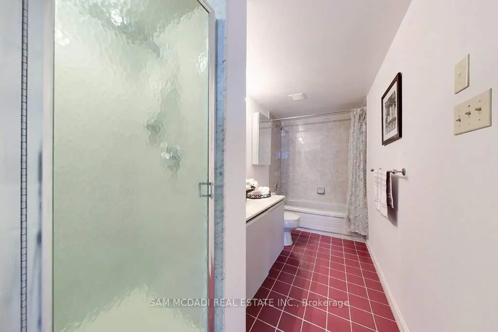 55 Kingsbridge Garden Circle, #1411