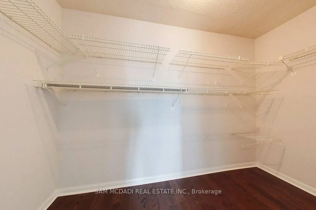 55 Kingsbridge Garden Circle, #1411