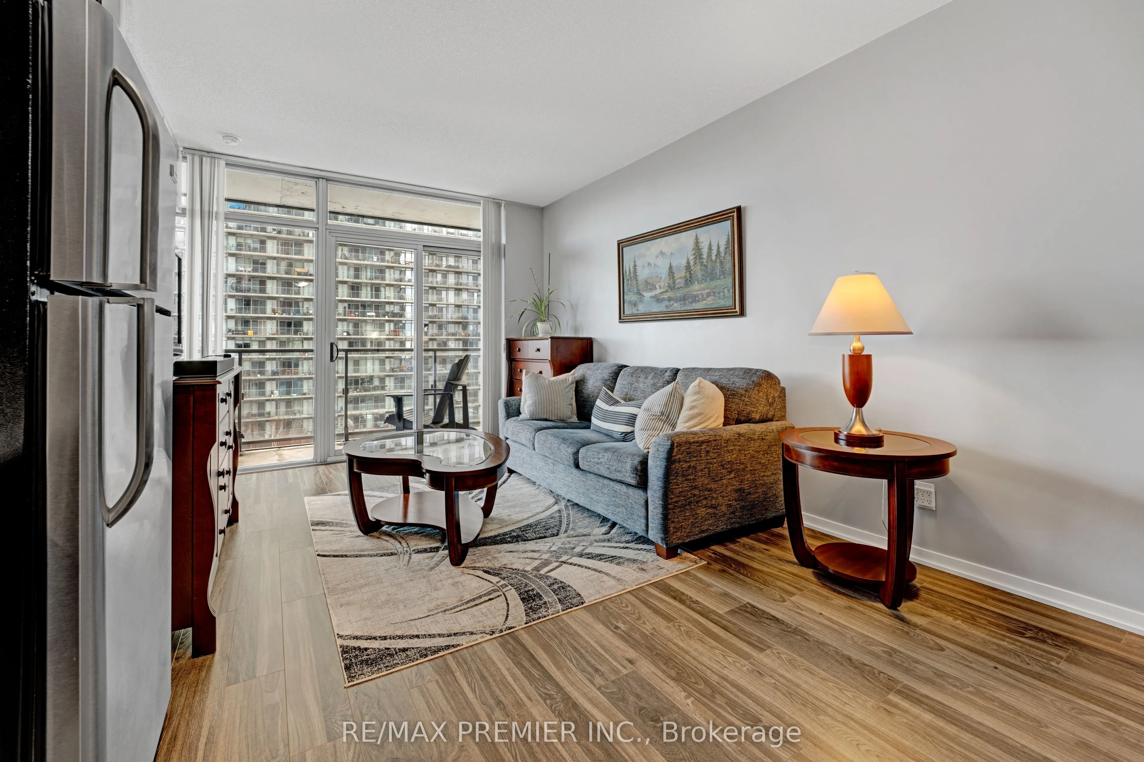 105 The Queensway, #714
