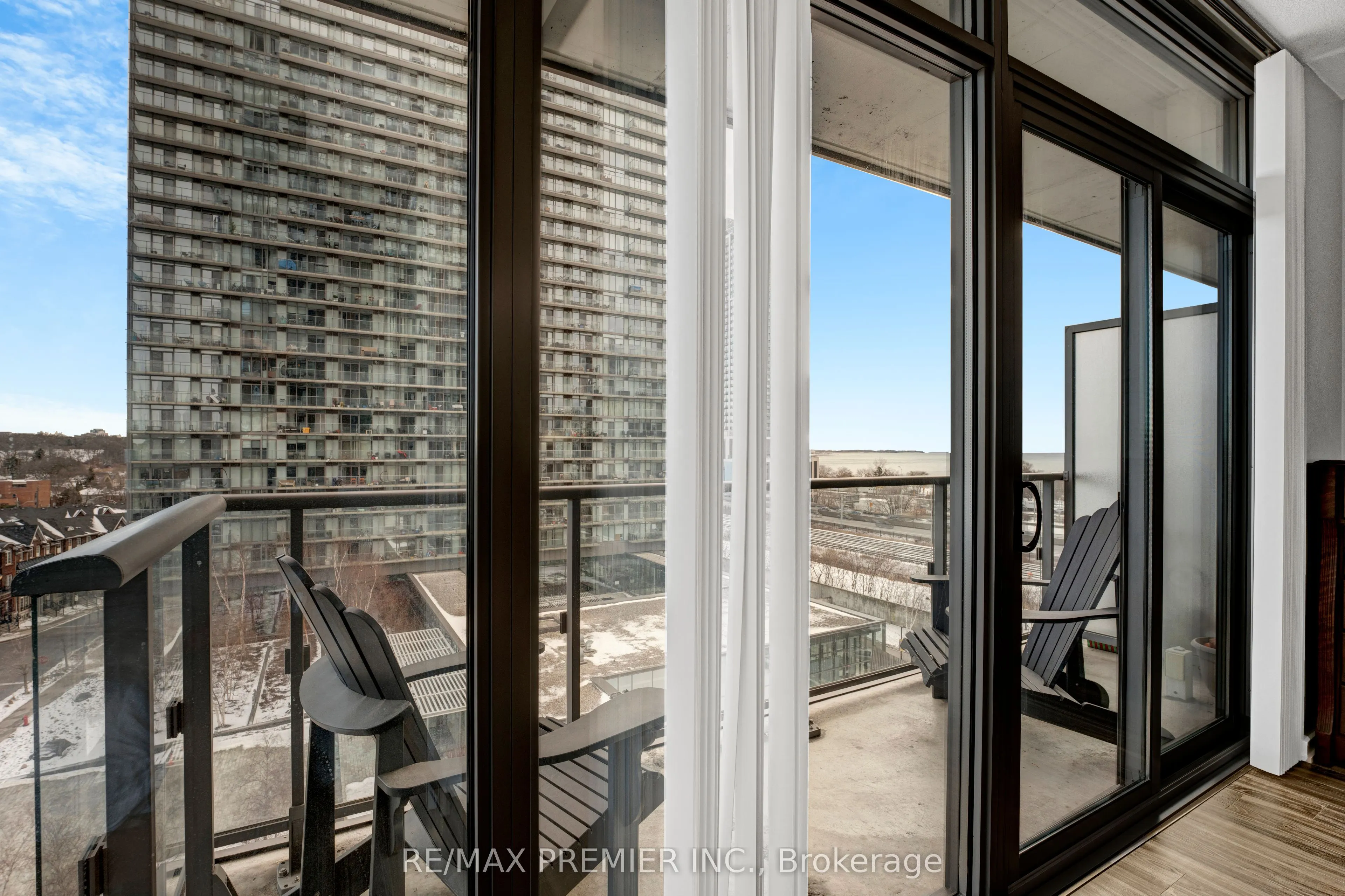 105 The Queensway, #714