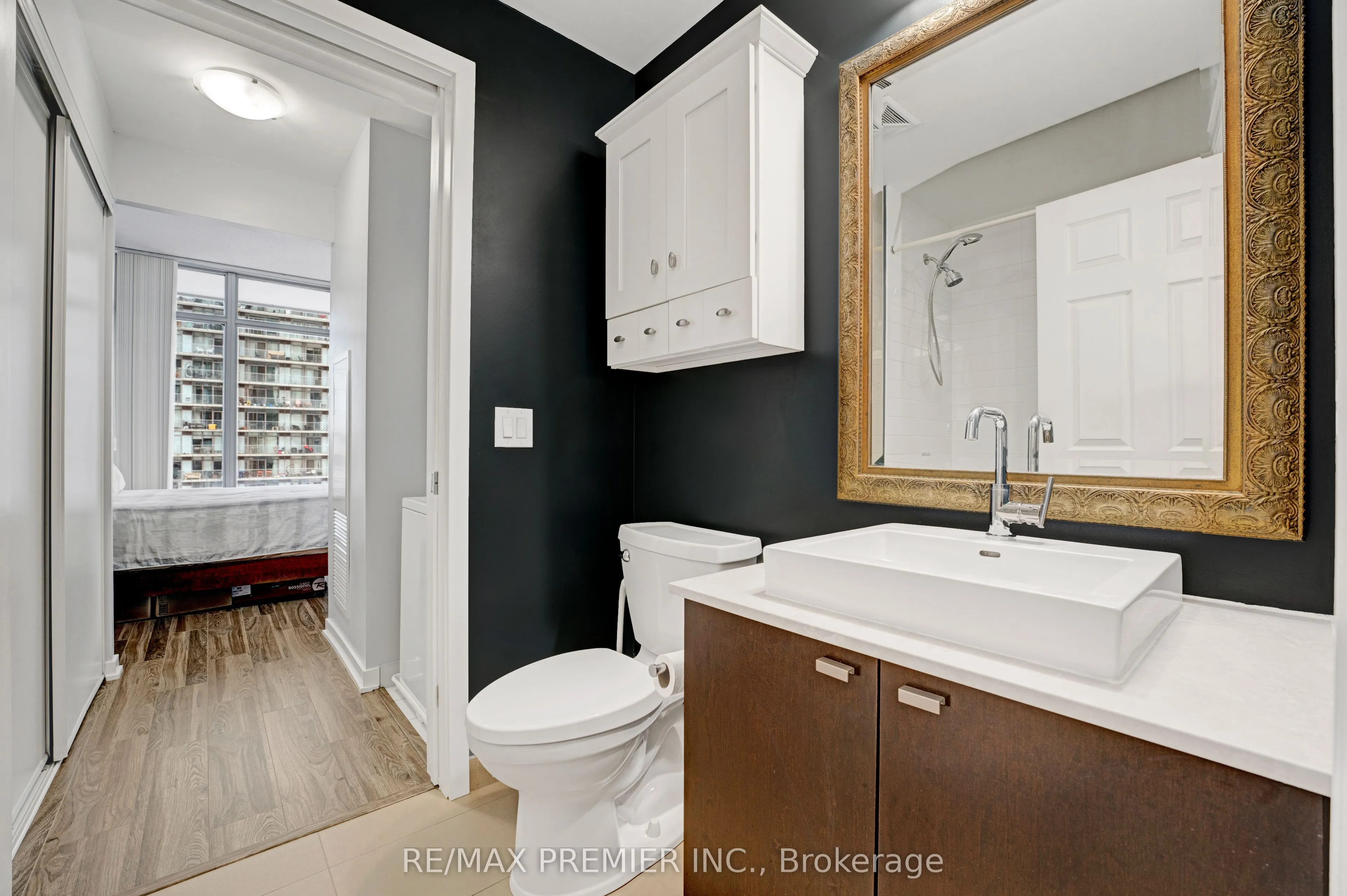 105 The Queensway, #714