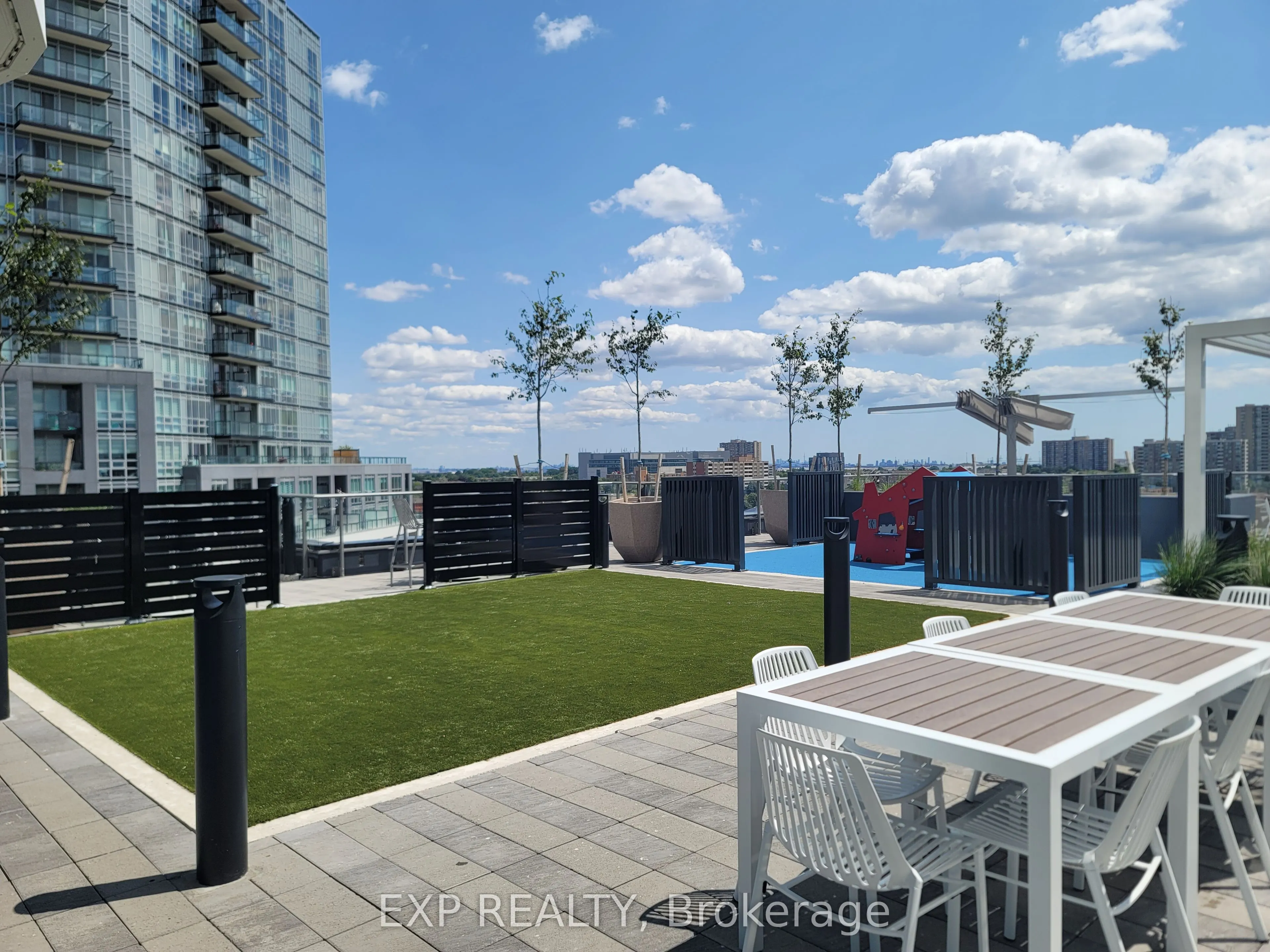 260 Malta Avenue, #PH03