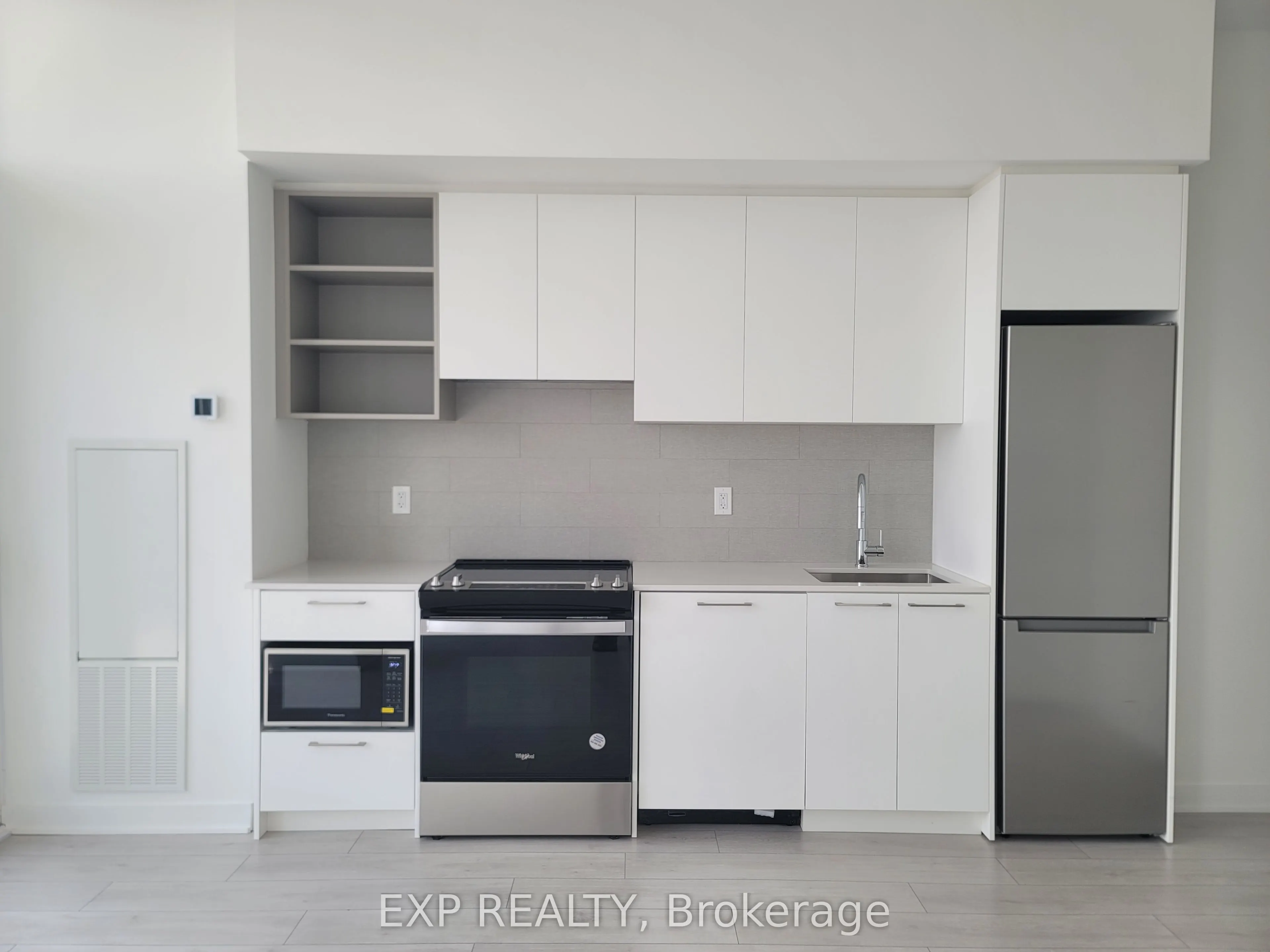 260 Malta Avenue, #PH03