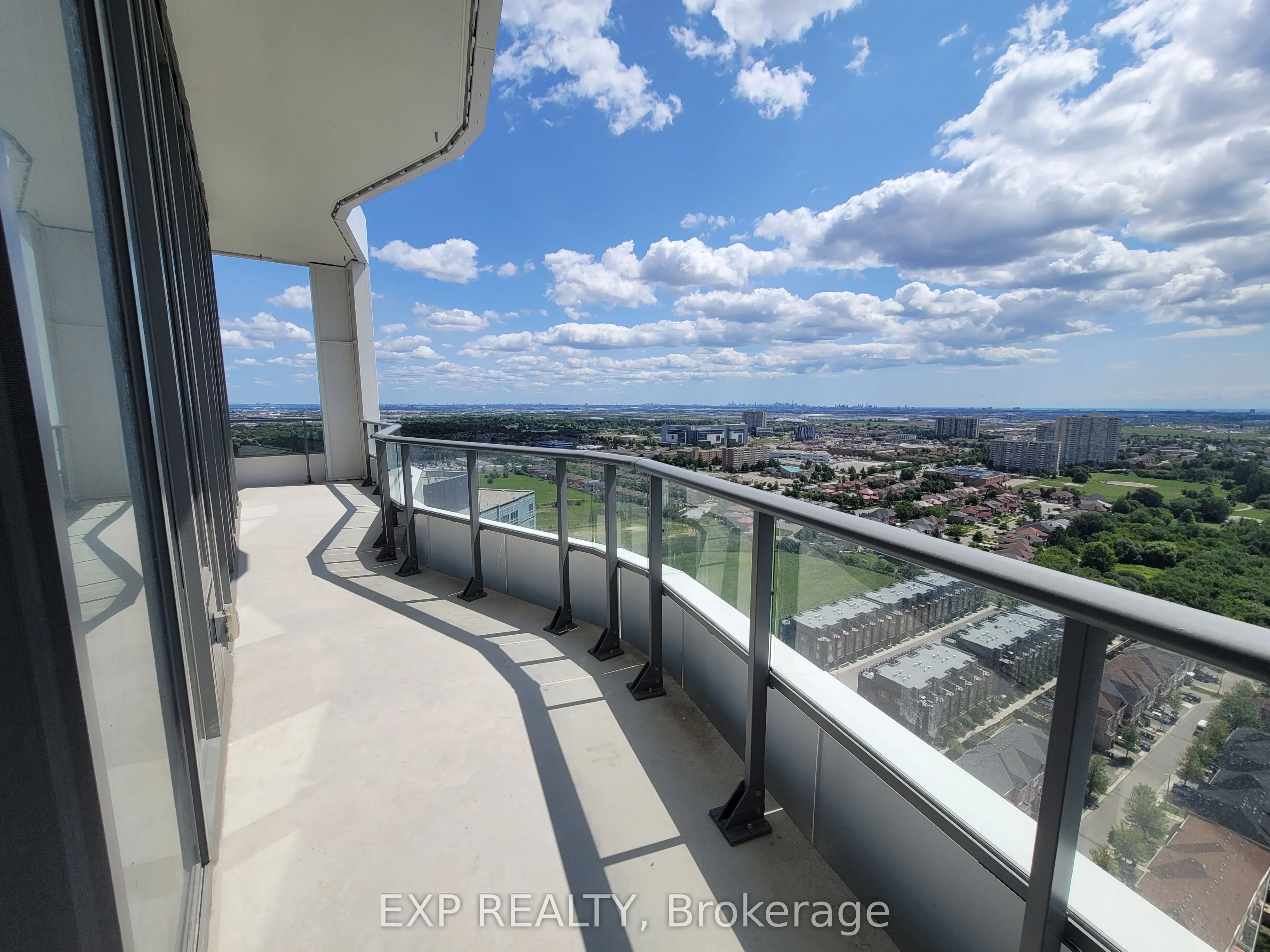 260 Malta Avenue, #PH03