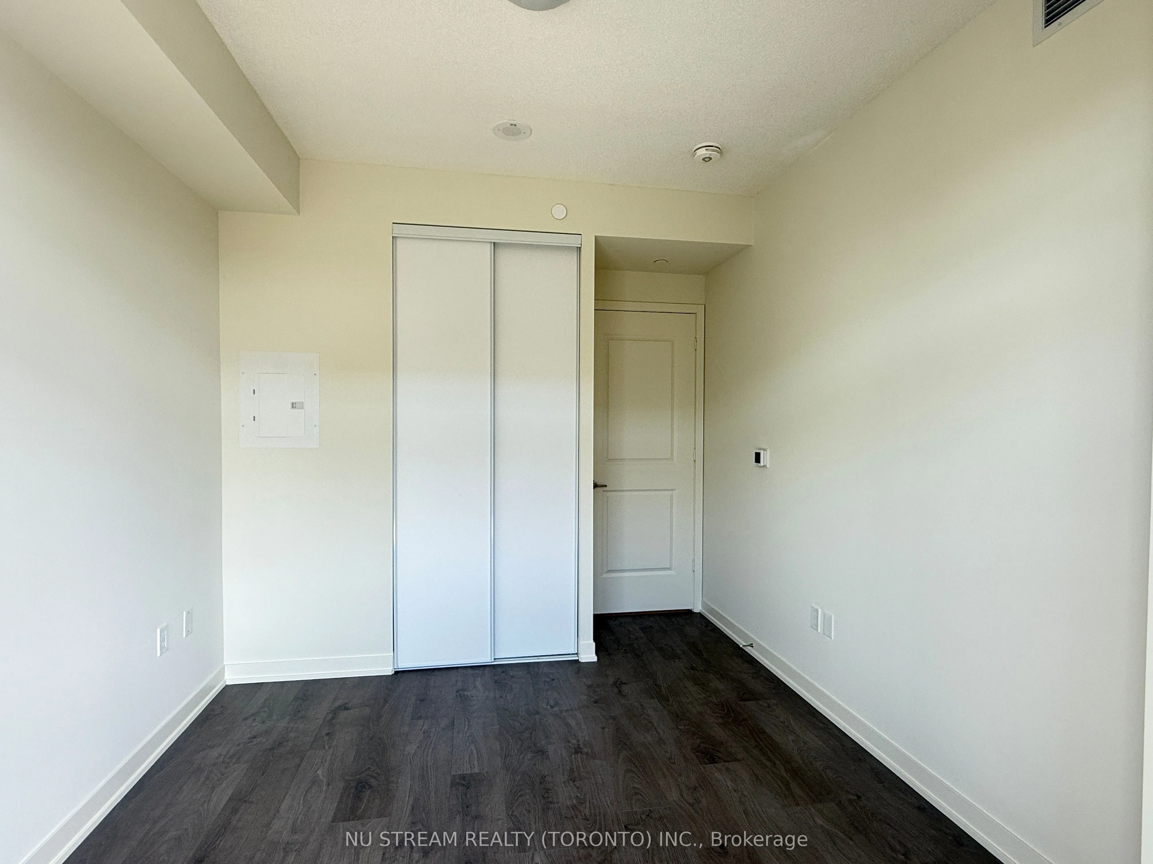38 Annie Craig Drive, #808