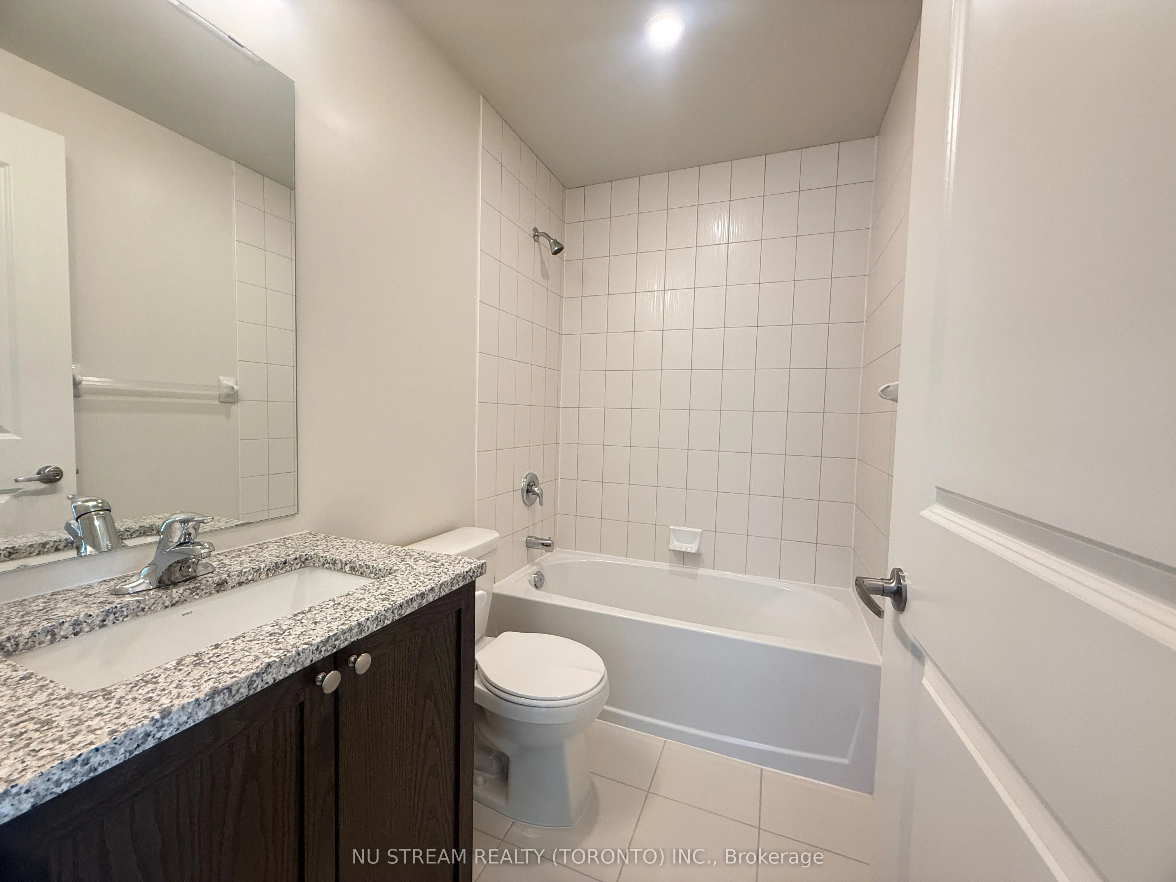 38 Annie Craig Drive, #808