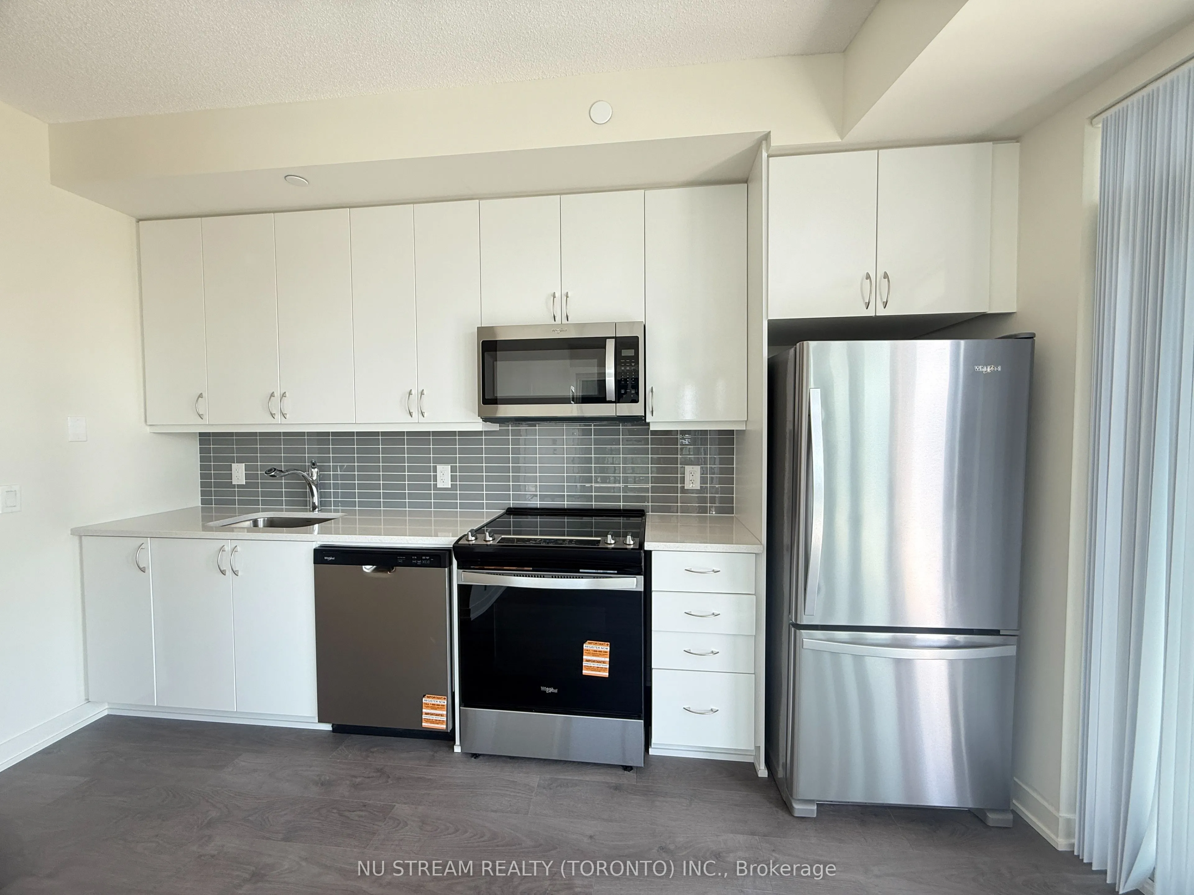38 Annie Craig Drive, #808