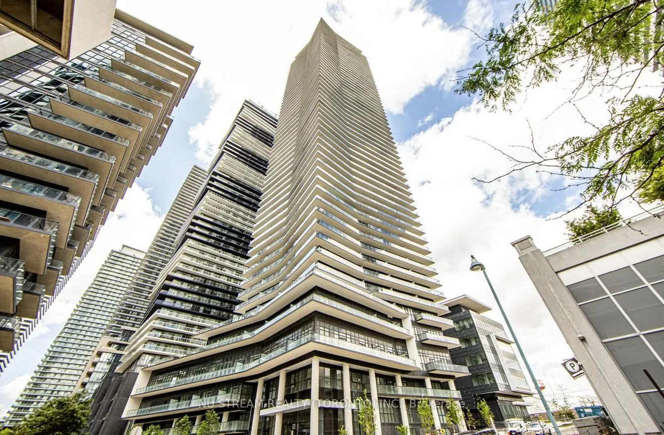 38 Annie Craig Drive, #808