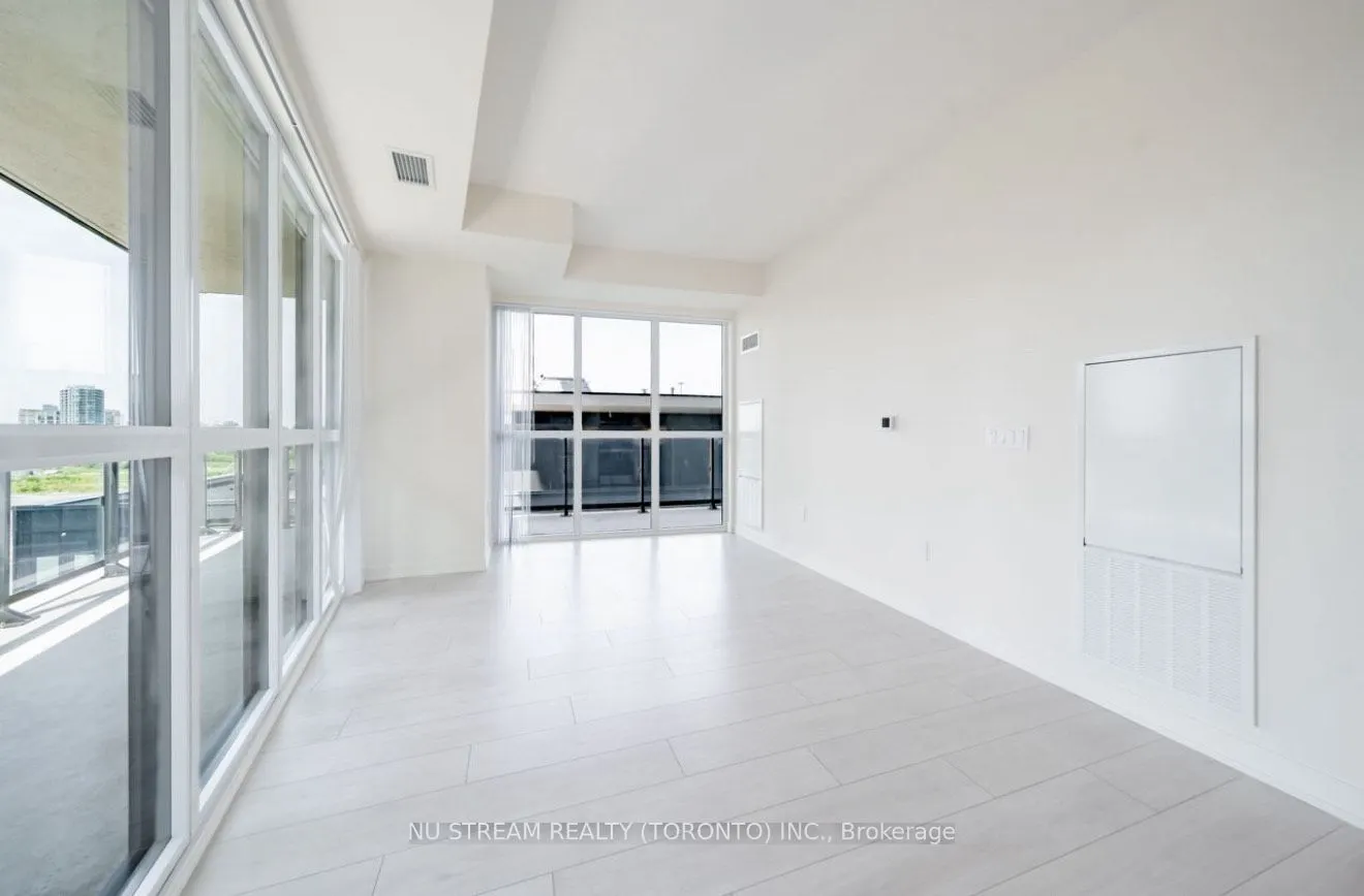38 Annie Craig Drive, #808