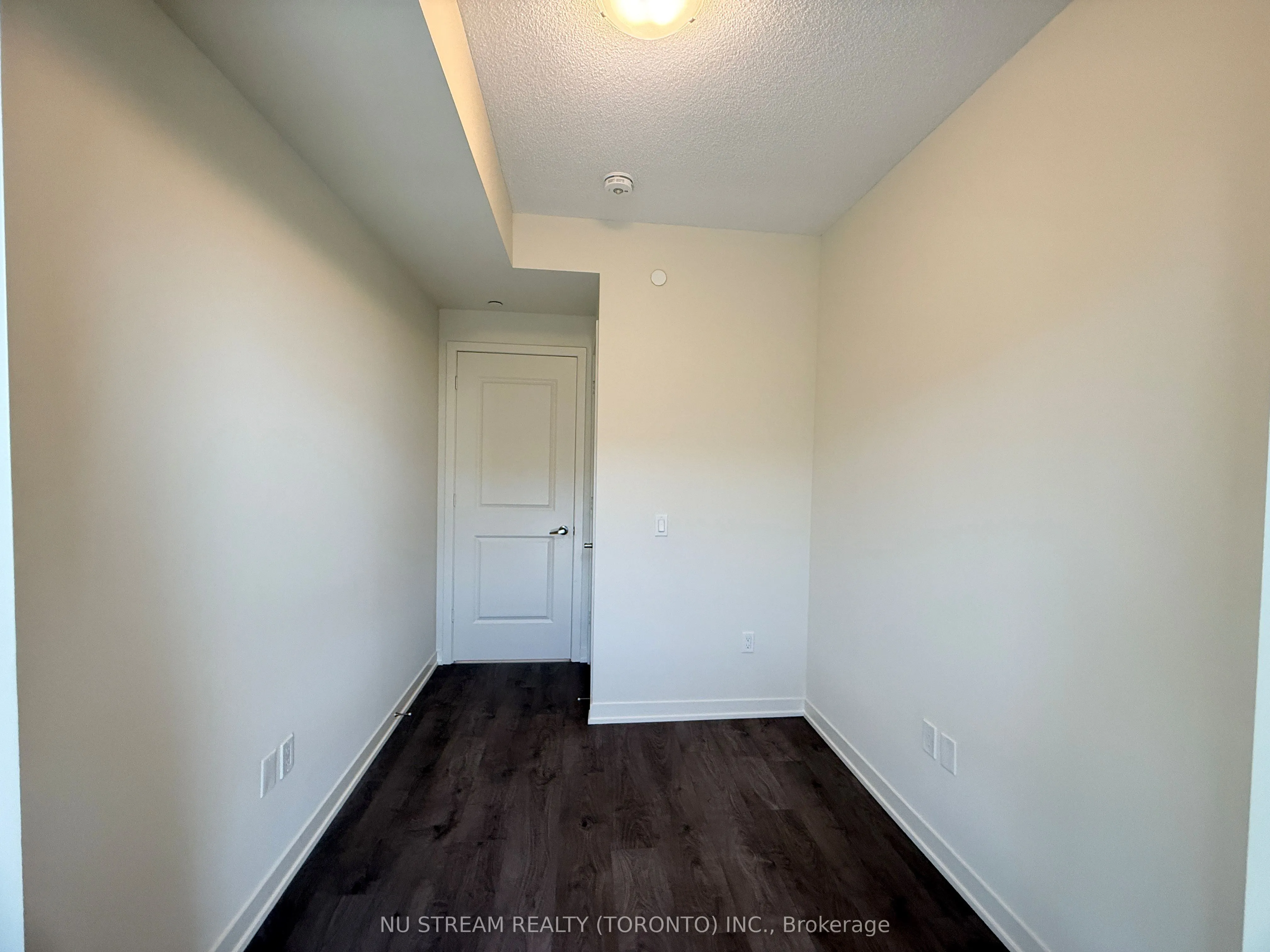 38 Annie Craig Drive, #808