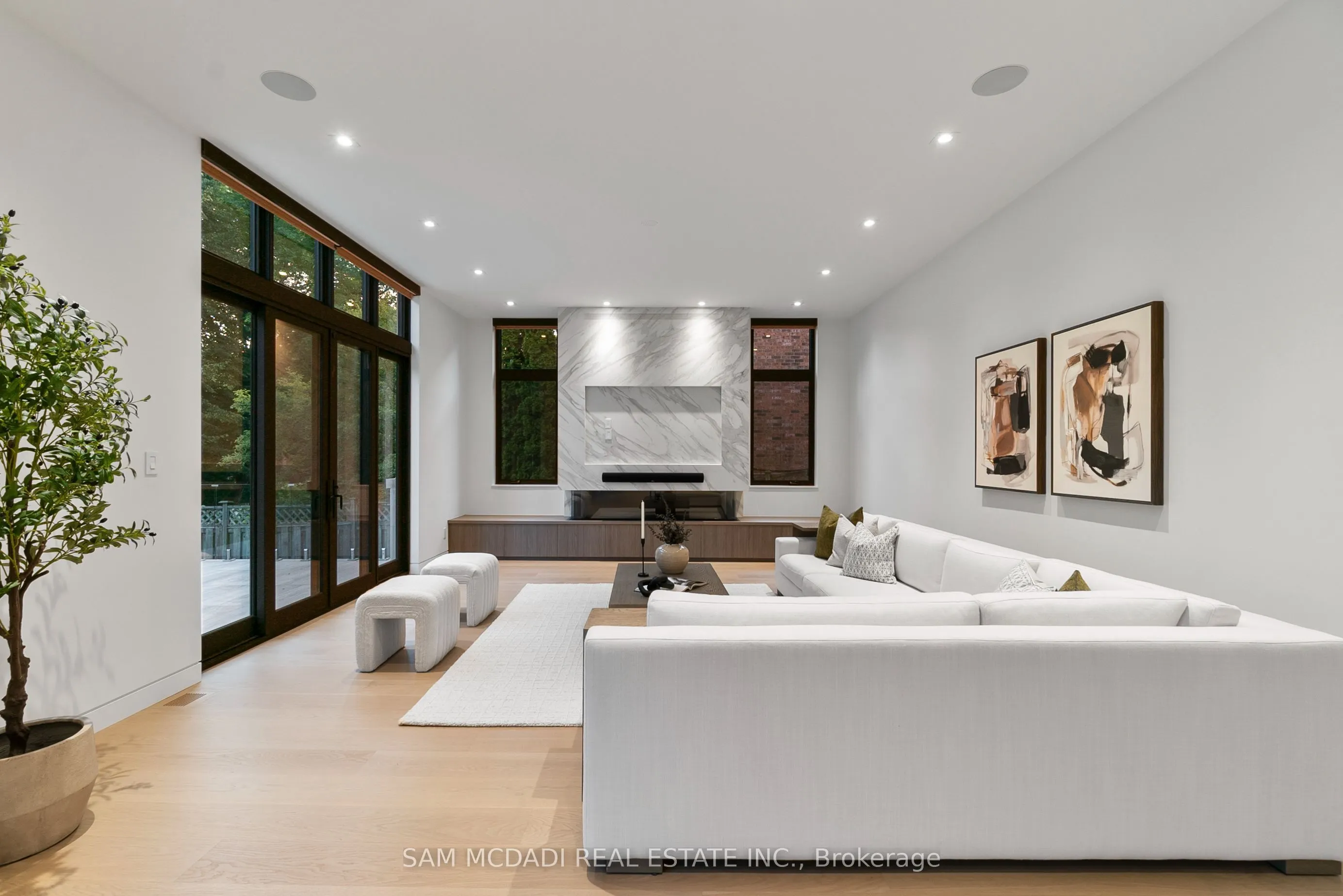 1222 Mississauga Road