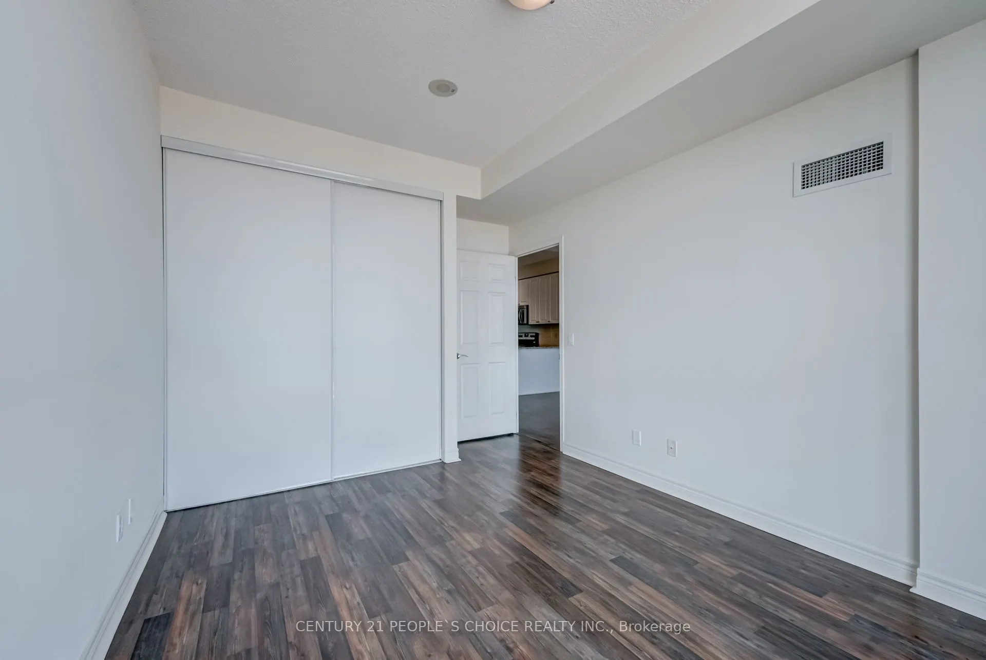 339 Rathburn Road, #2118