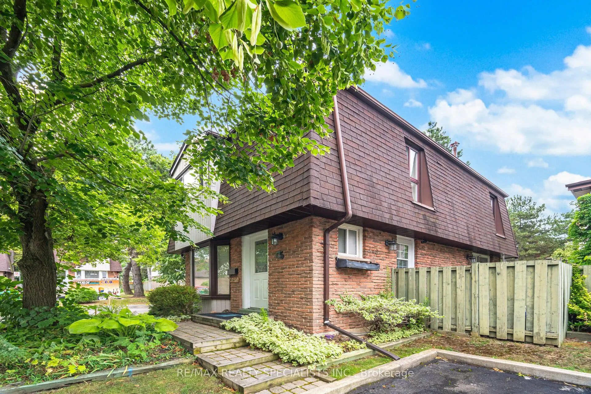 59 Kenninghall Boulevard, #5
