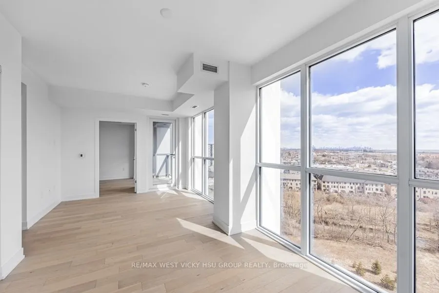 1063 Douglas McCurdy Comm Circle, #1004