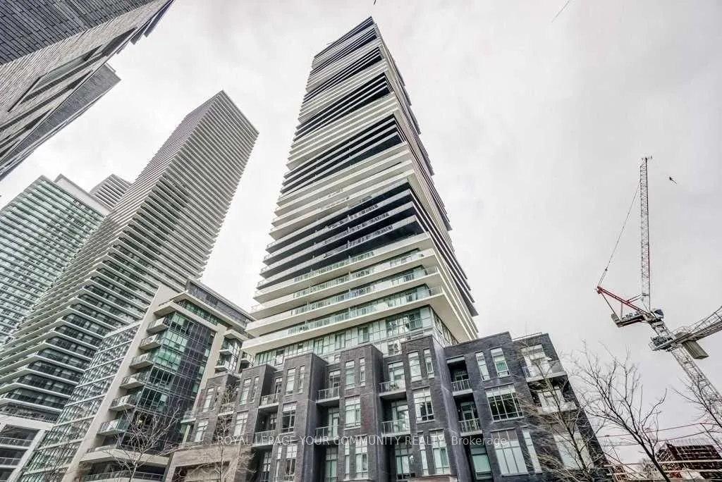56 Annie Craig Drive, #1204