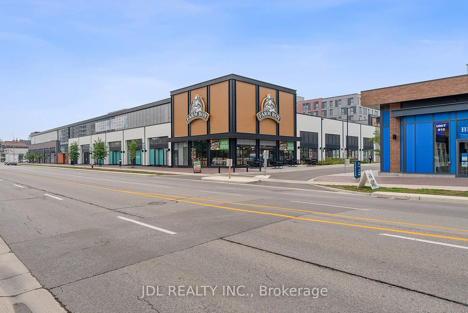 215 Lakeshore Road W, #519