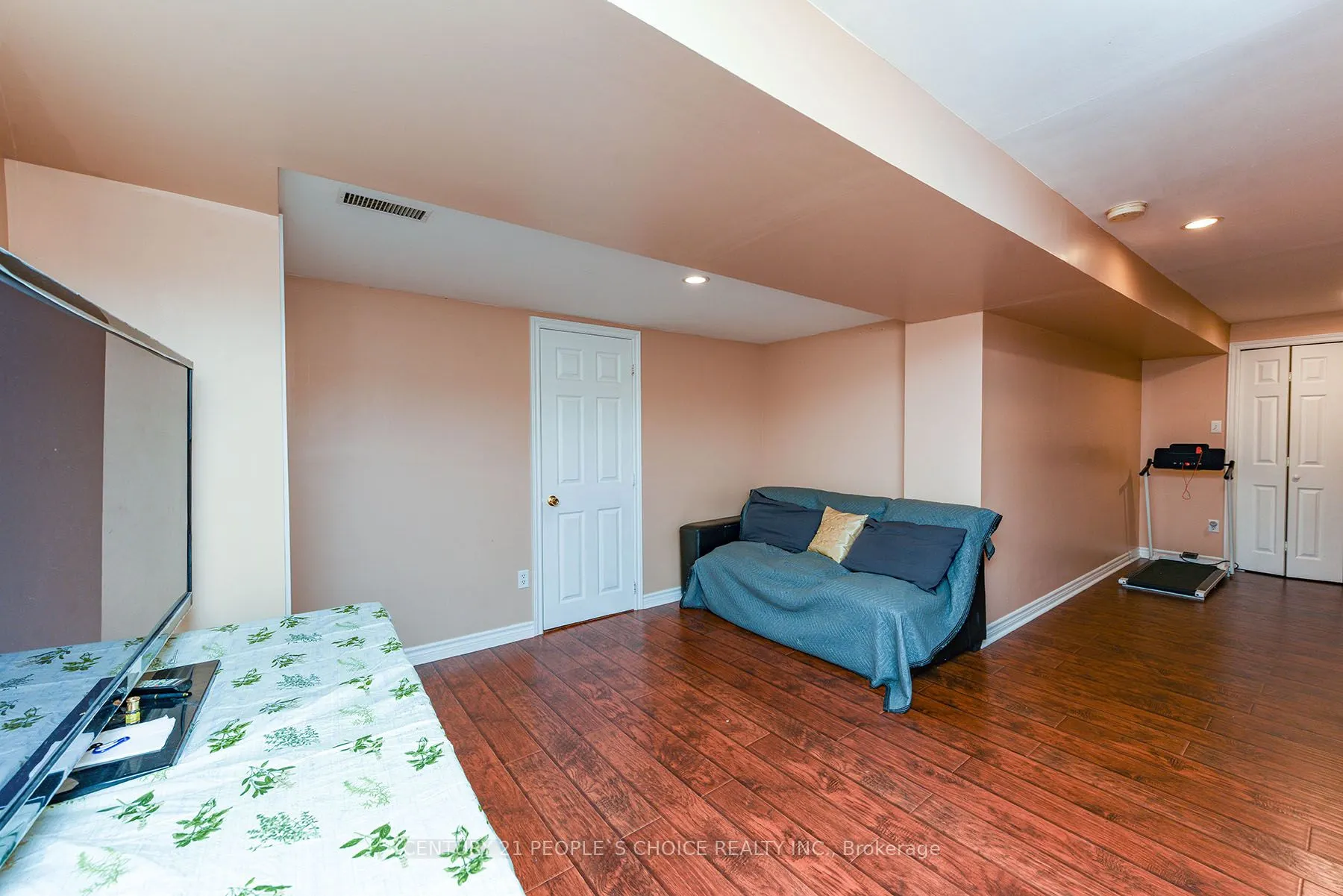 3970 Stardust Drive