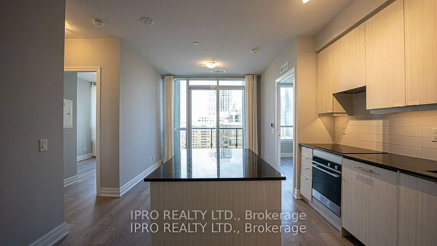 36 Elm Dr W Drive, #2210