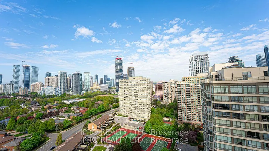 36 Elm Dr W Drive, #2210