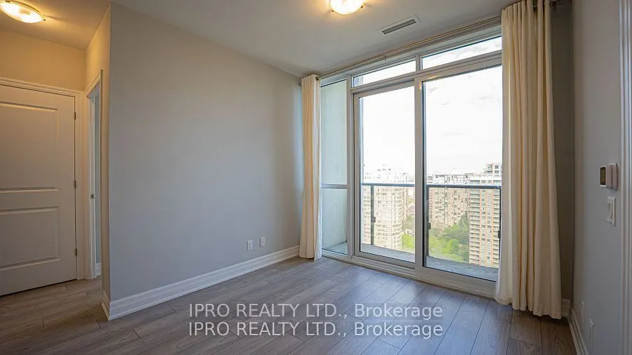 36 Elm Dr W Drive, #2210