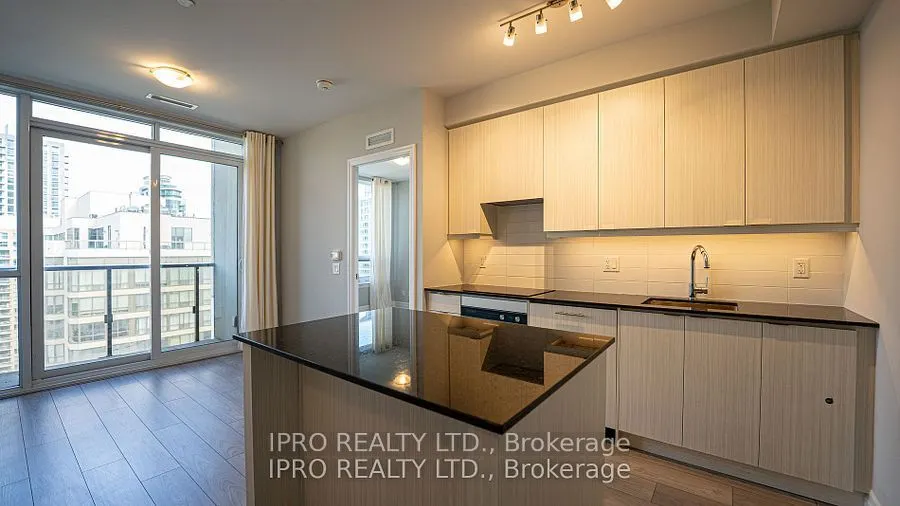 36 Elm Dr W Drive, #2210