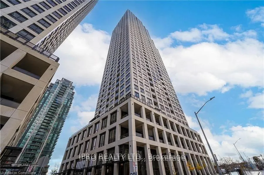 36 Elm Dr W Drive, #2210