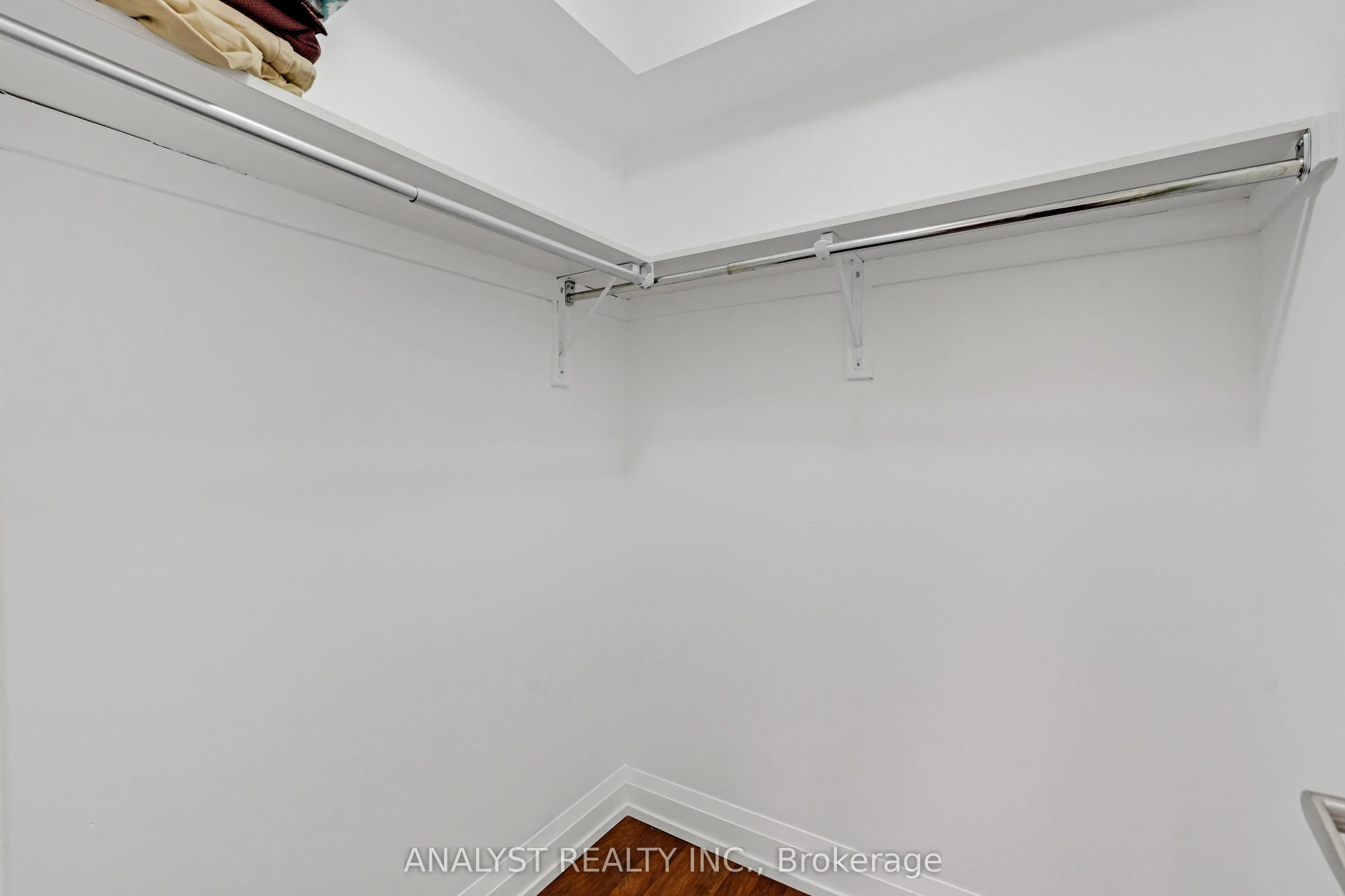 55 De Boers Drive, #203