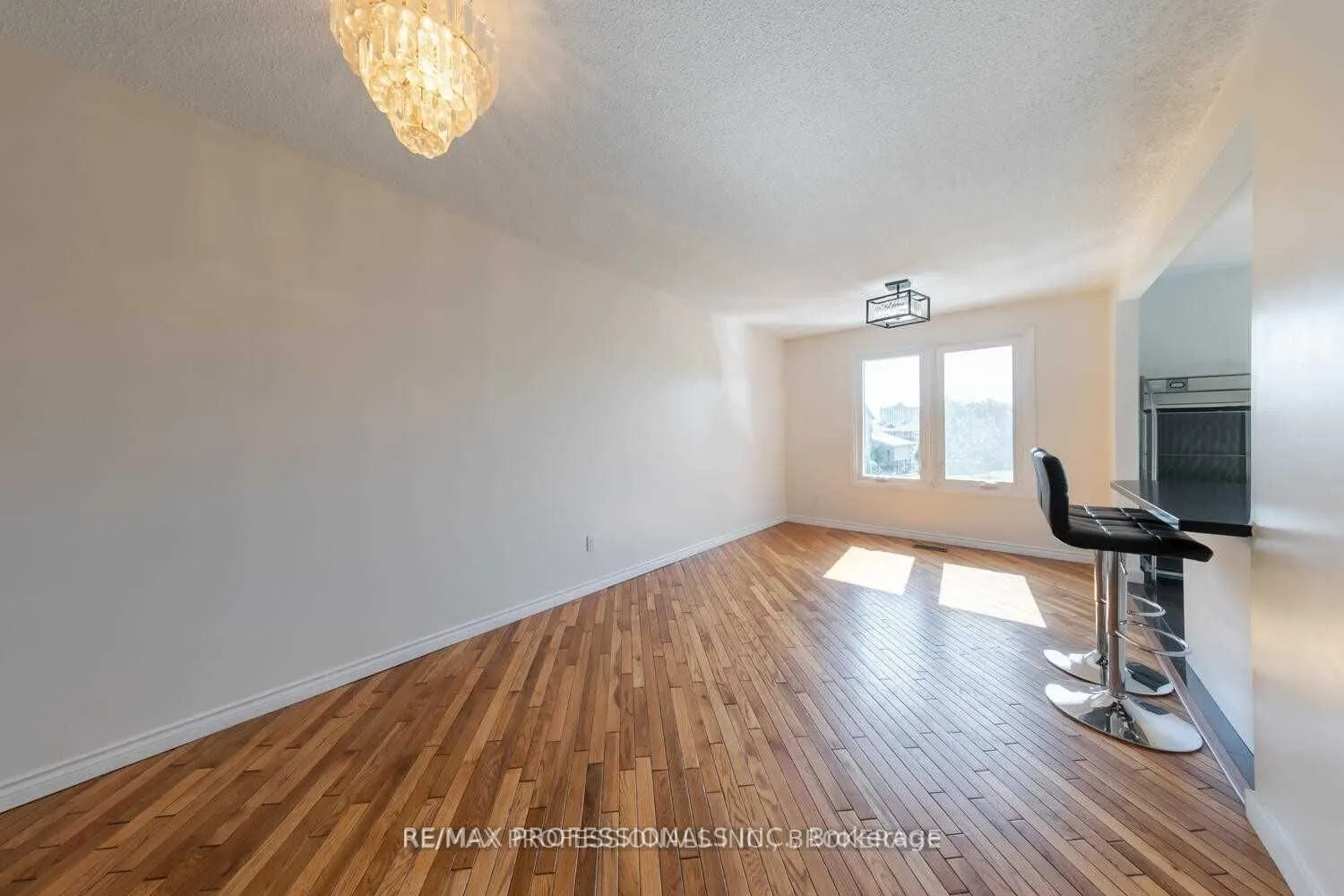 4150 Sunflower Drive, #UPPER