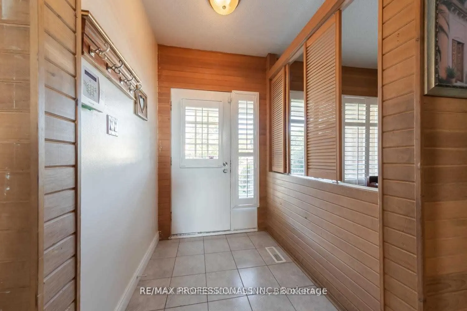 4150 Sunflower Drive, #UPPER