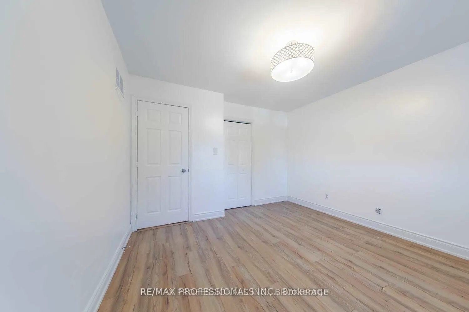 4150 Sunflower Drive, #UPPER