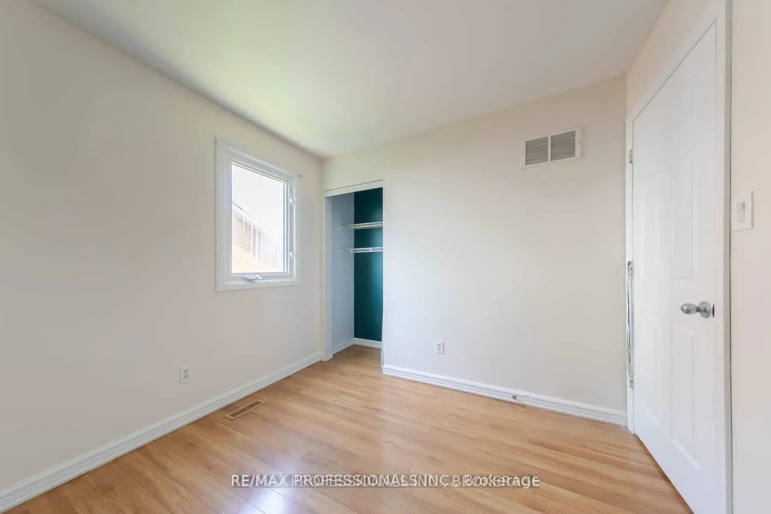 4150 Sunflower Drive, #UPPER