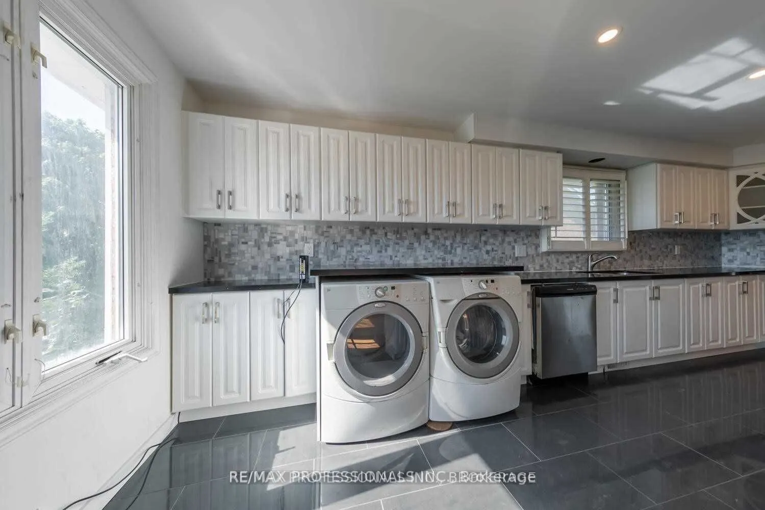 4150 Sunflower Drive, #UPPER
