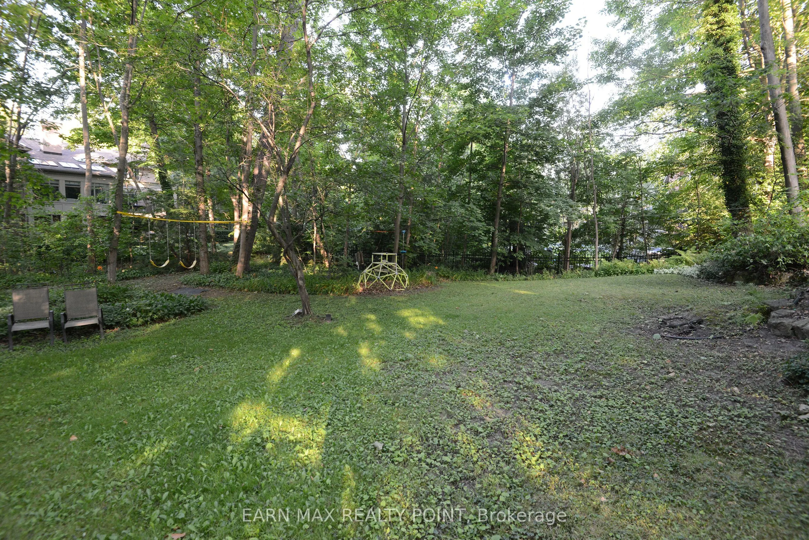 1391 Glenburnie Road
