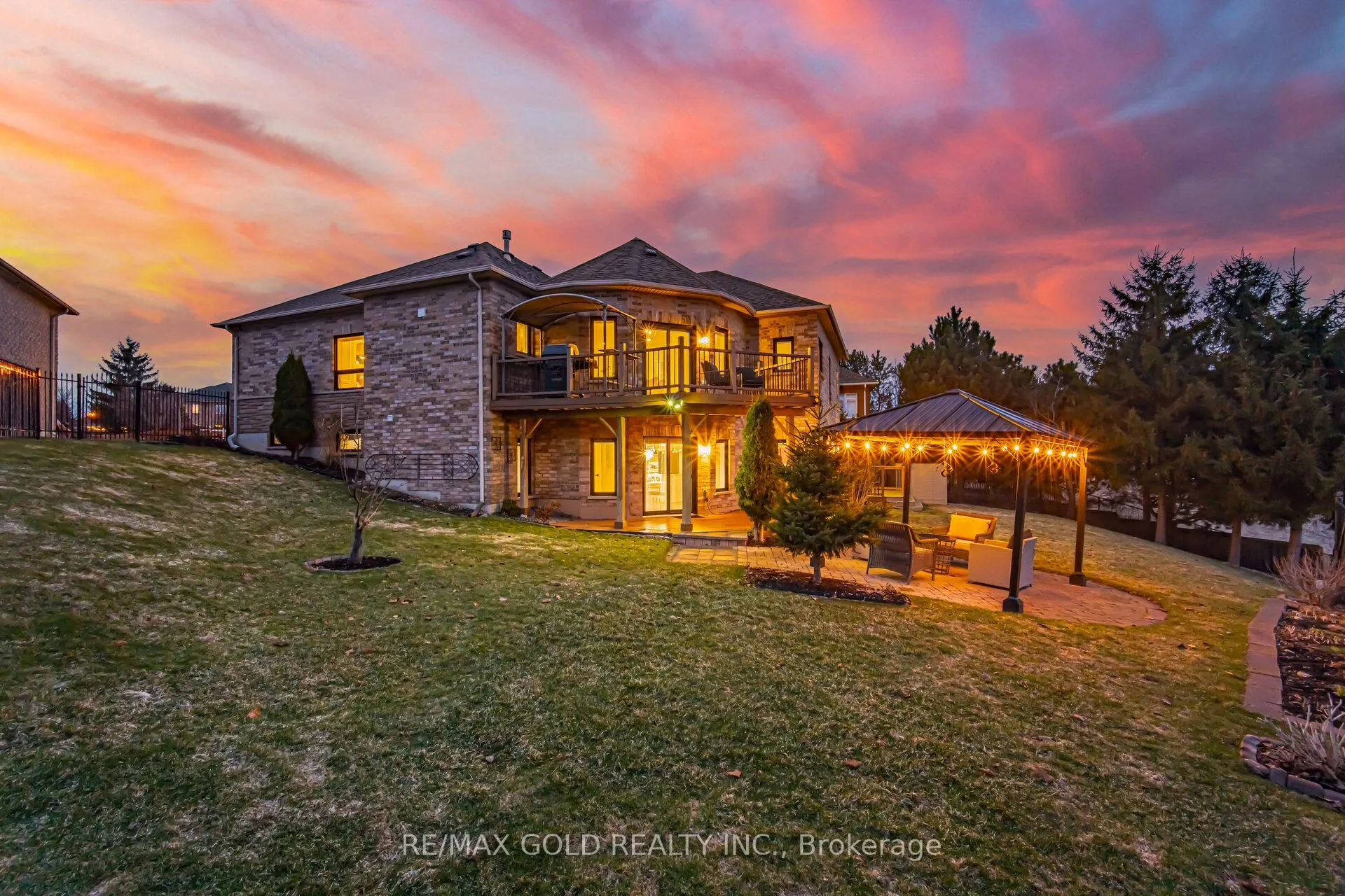 12 Vista View Court