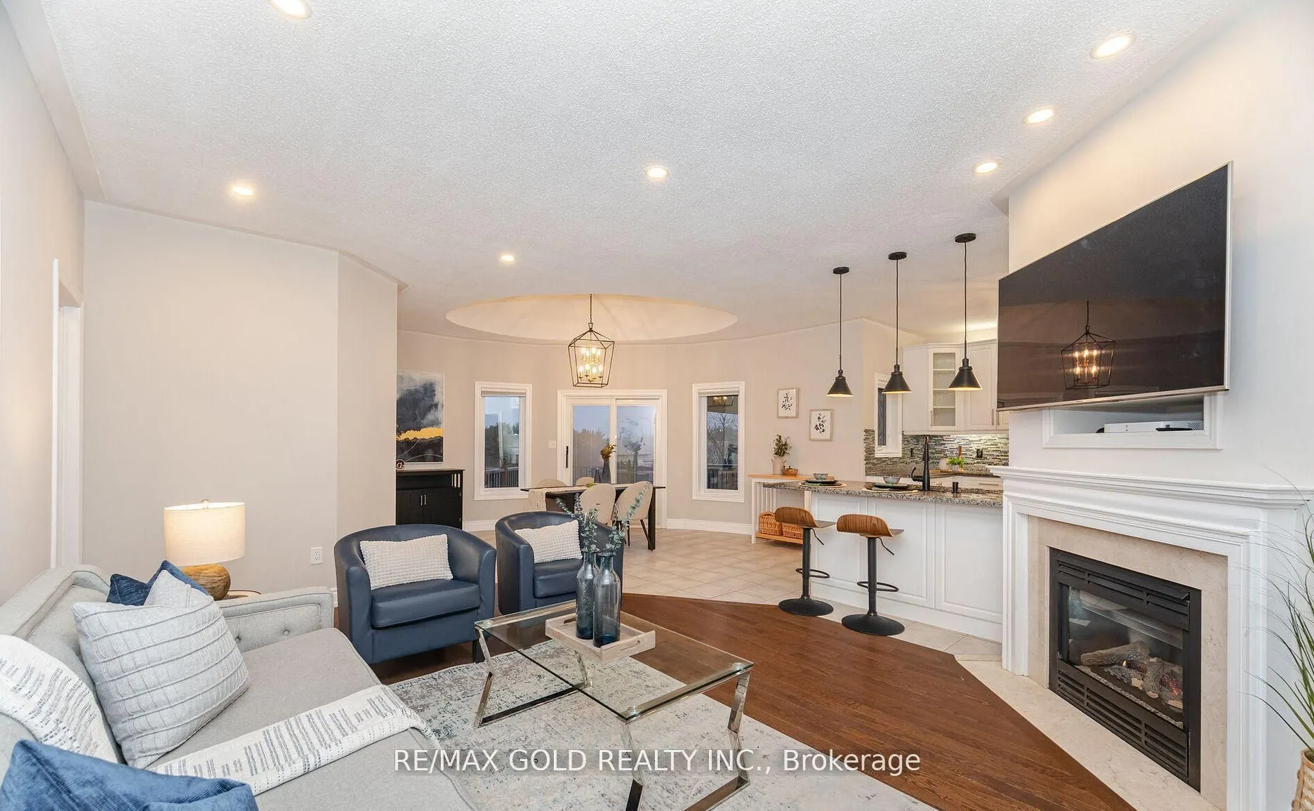 12 Vista View Court