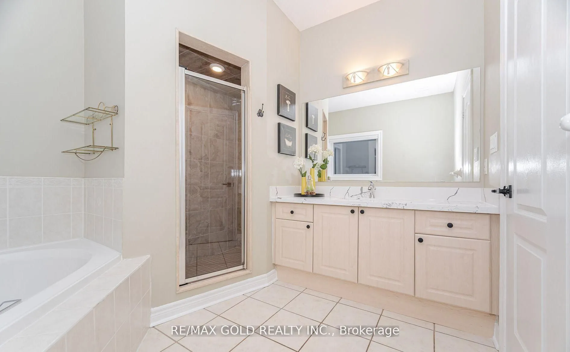 12 Vista View Court