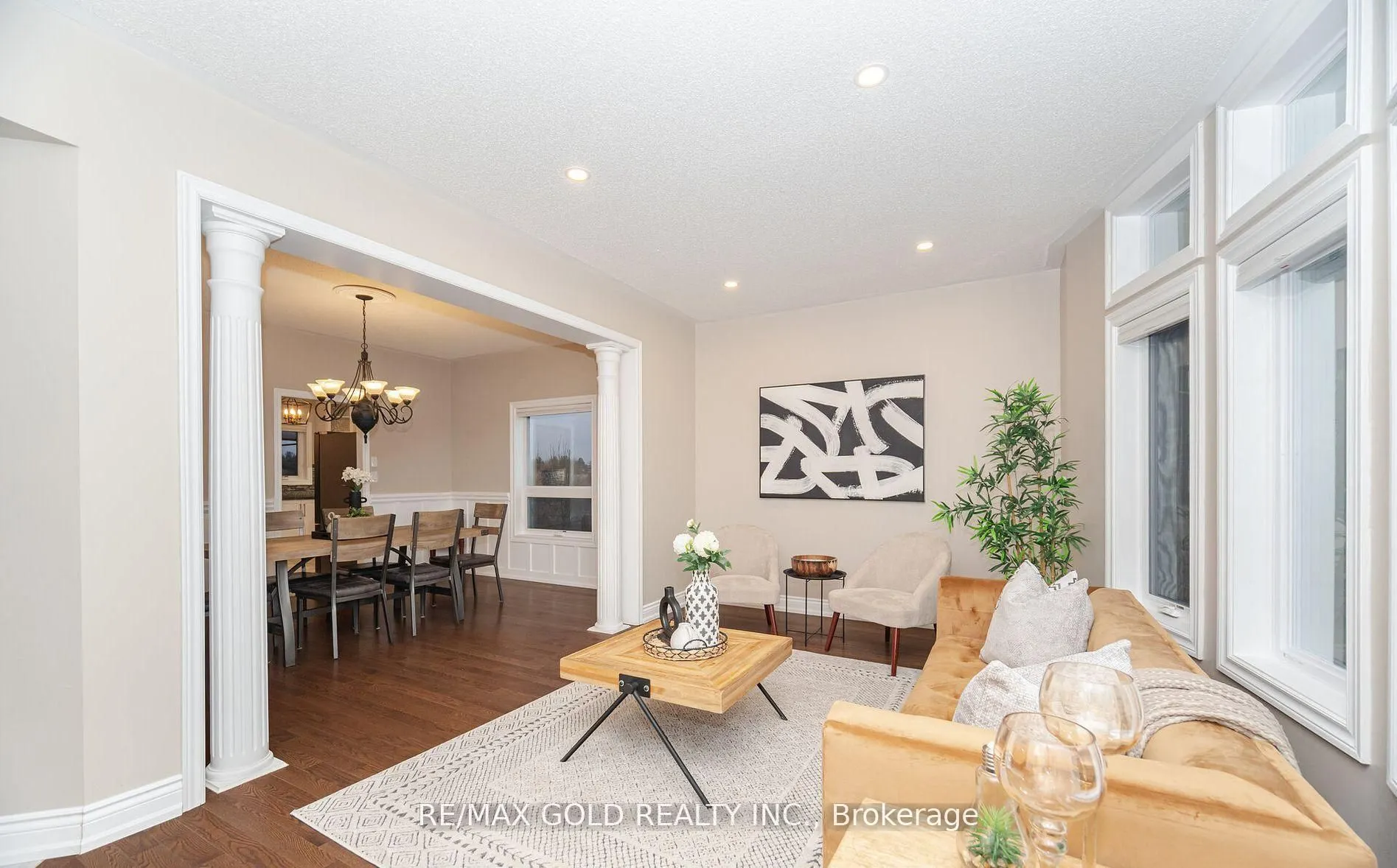 12 Vista View Court