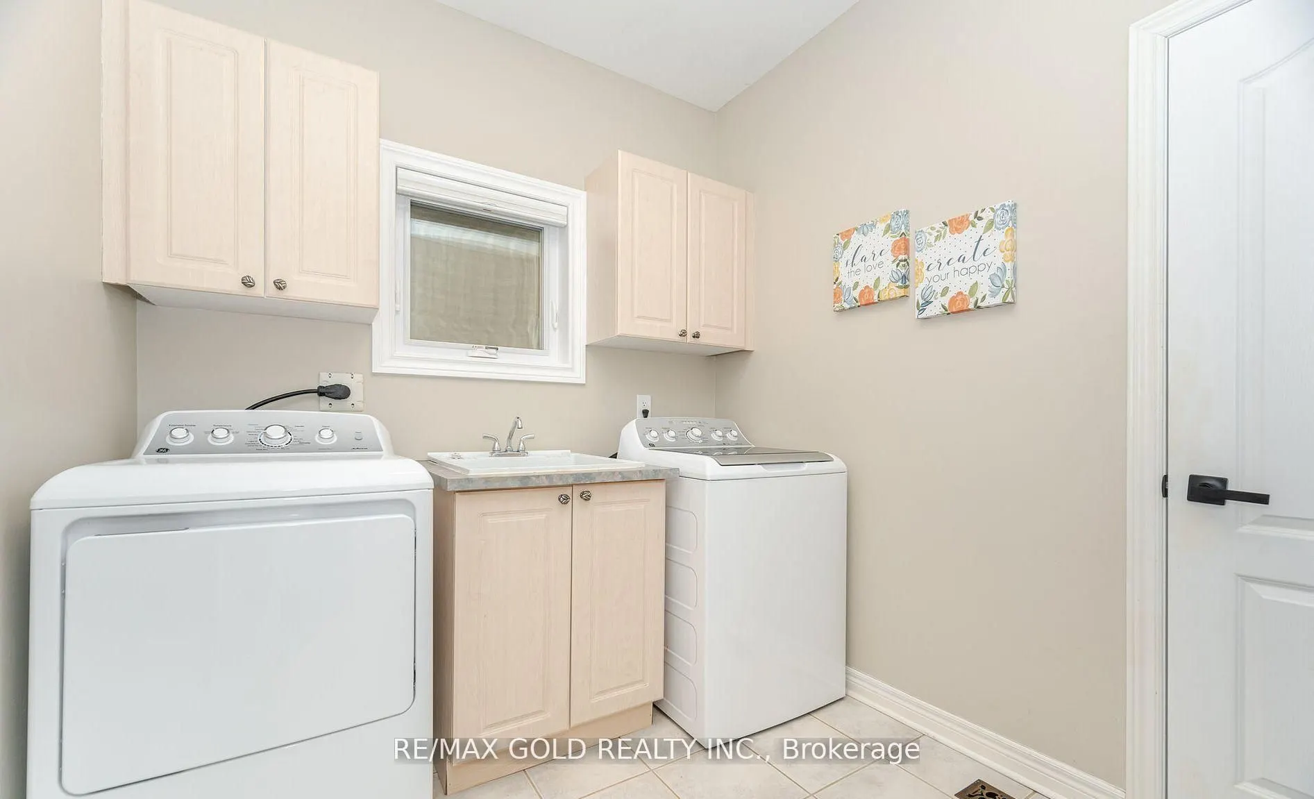 12 Vista View Court