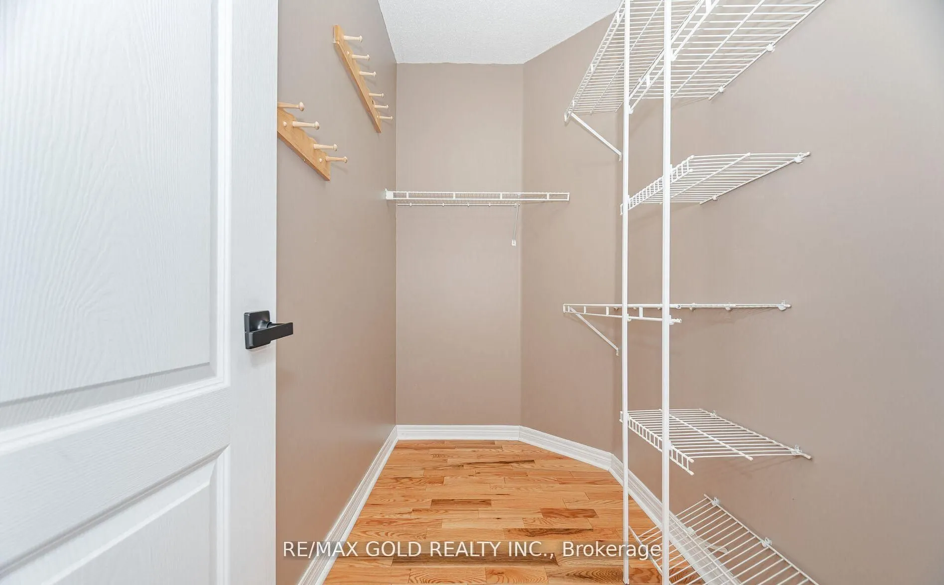 12 Vista View Court