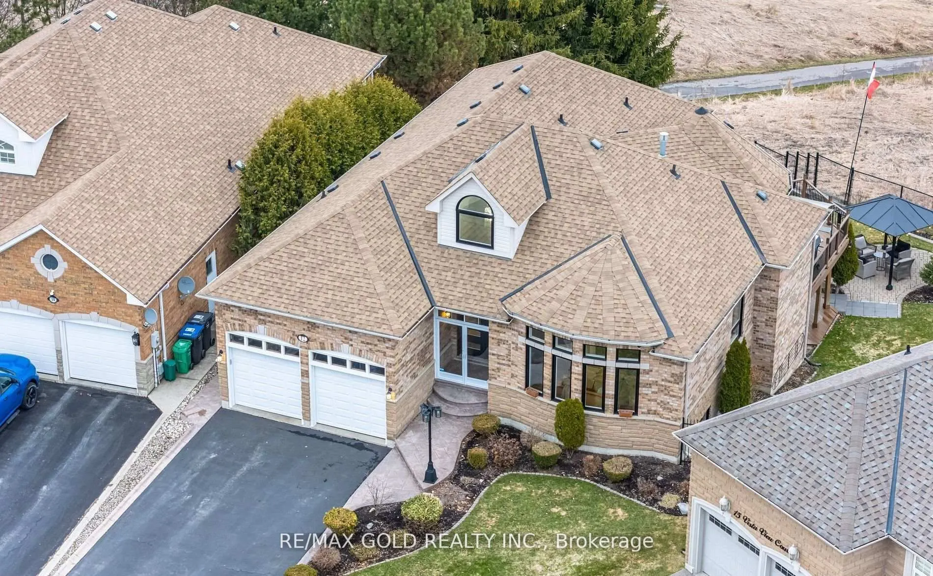 12 Vista View Court