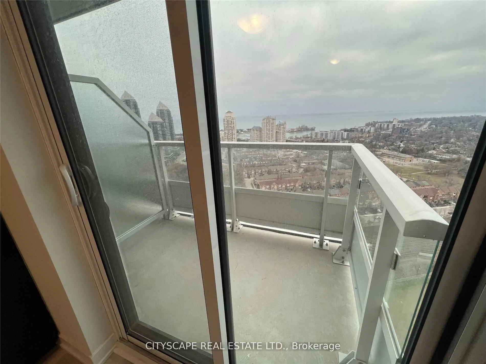 251 Manitoba Street, #2806