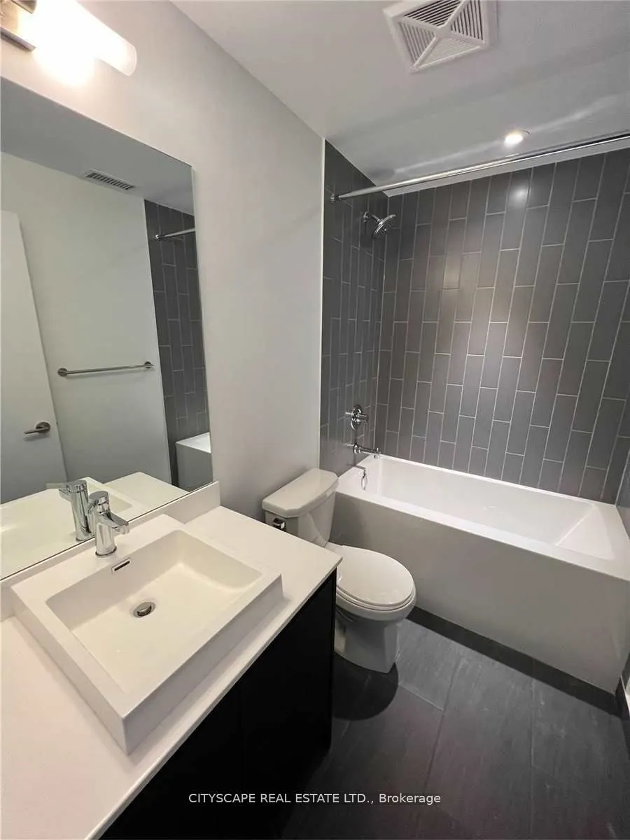 251 Manitoba Street, #2806