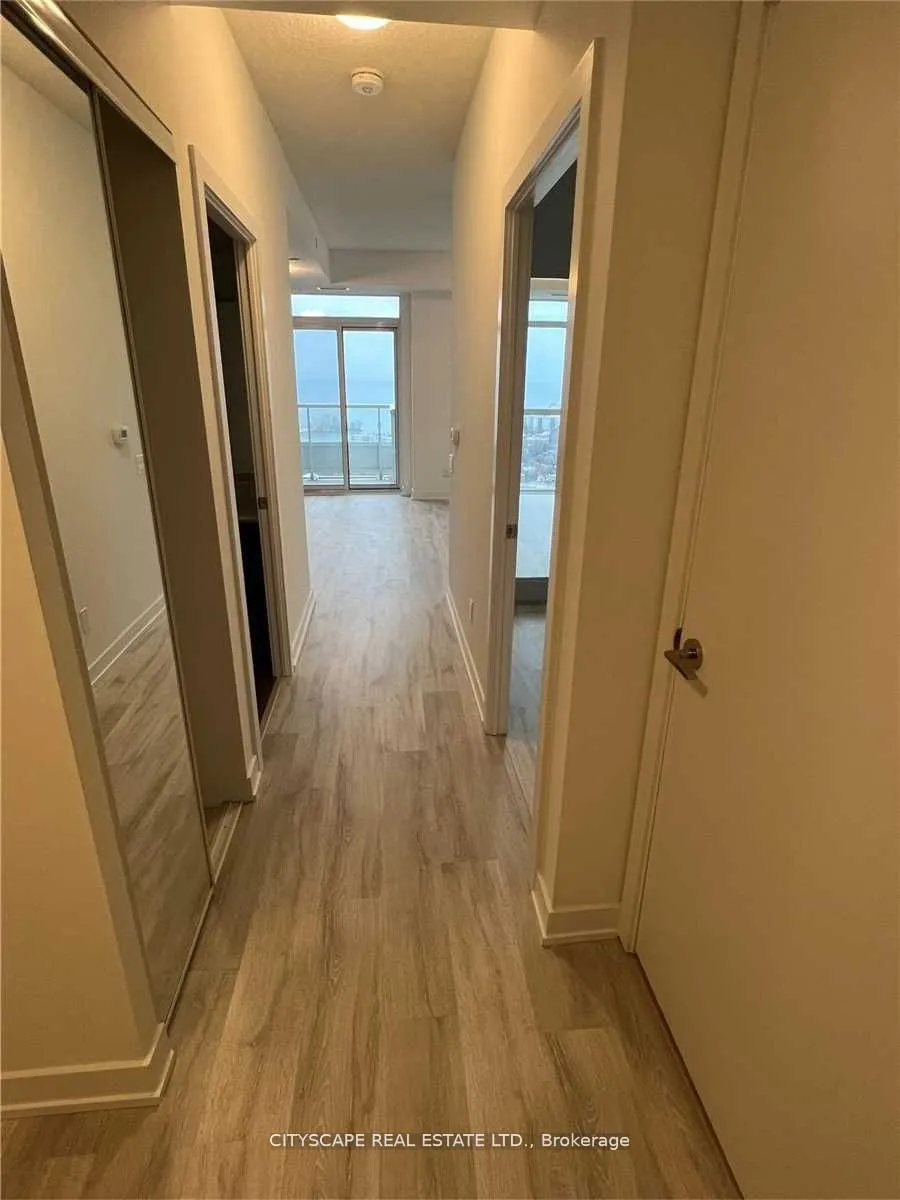 251 Manitoba Street, #2806