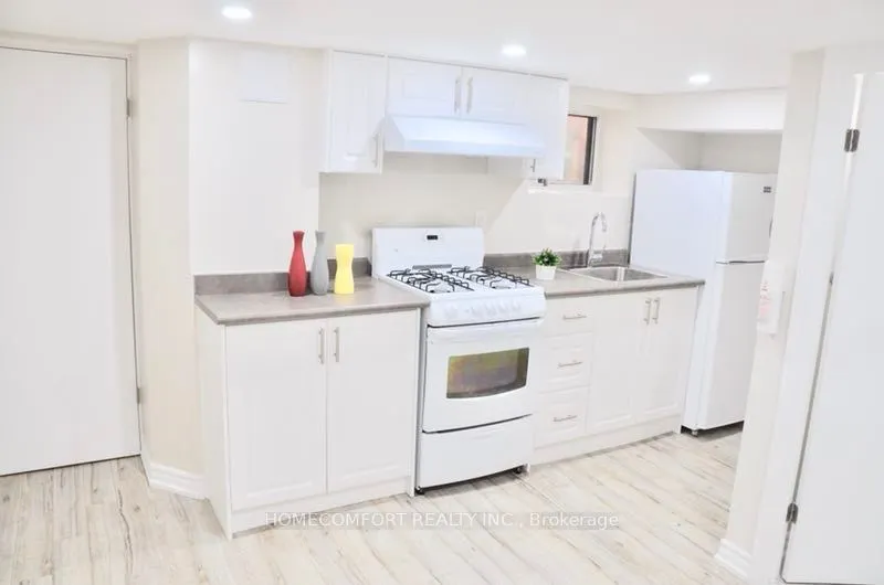 11 Pauline Avenue, #Lower