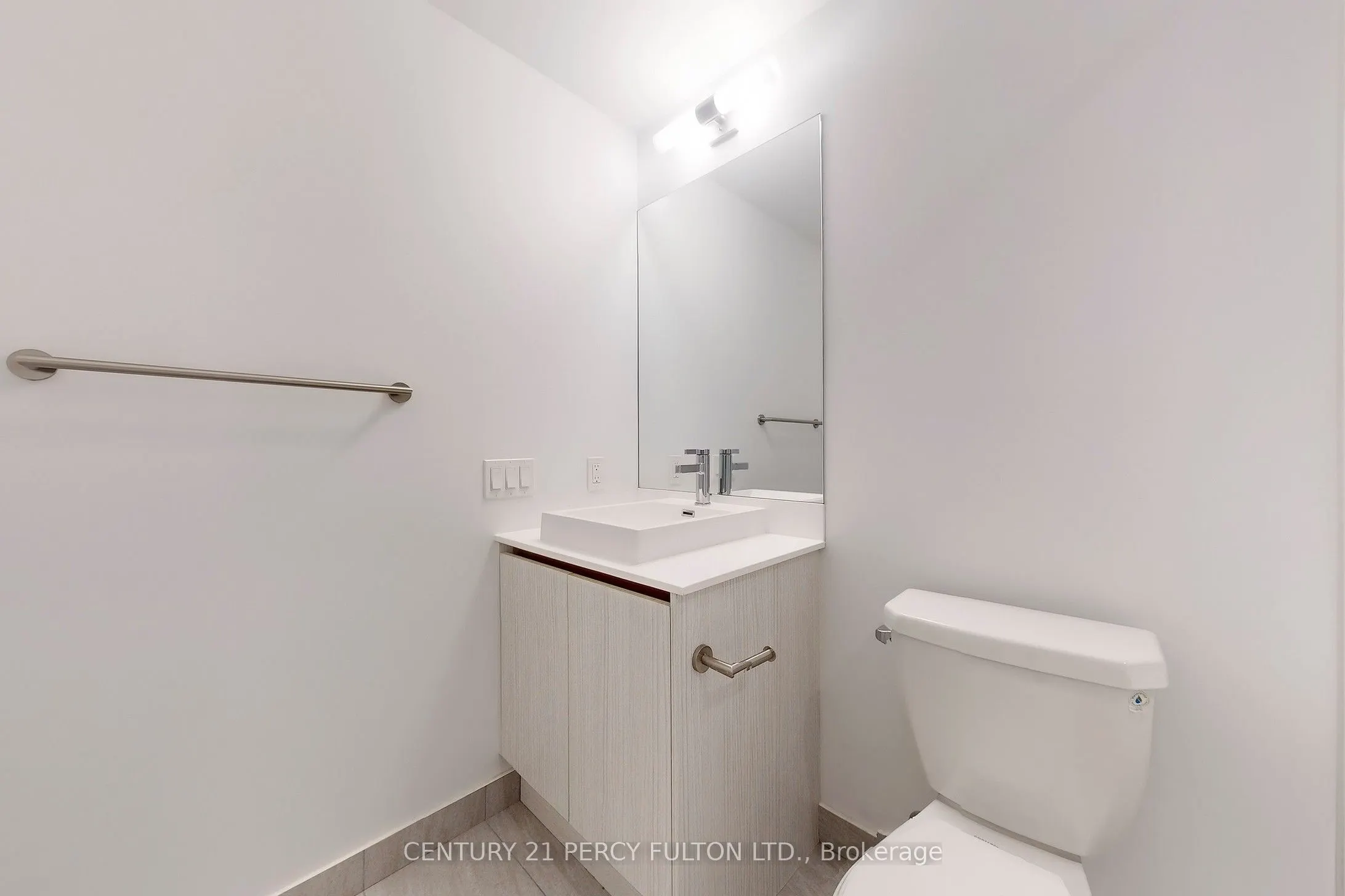251 Manitoba Street, #313
