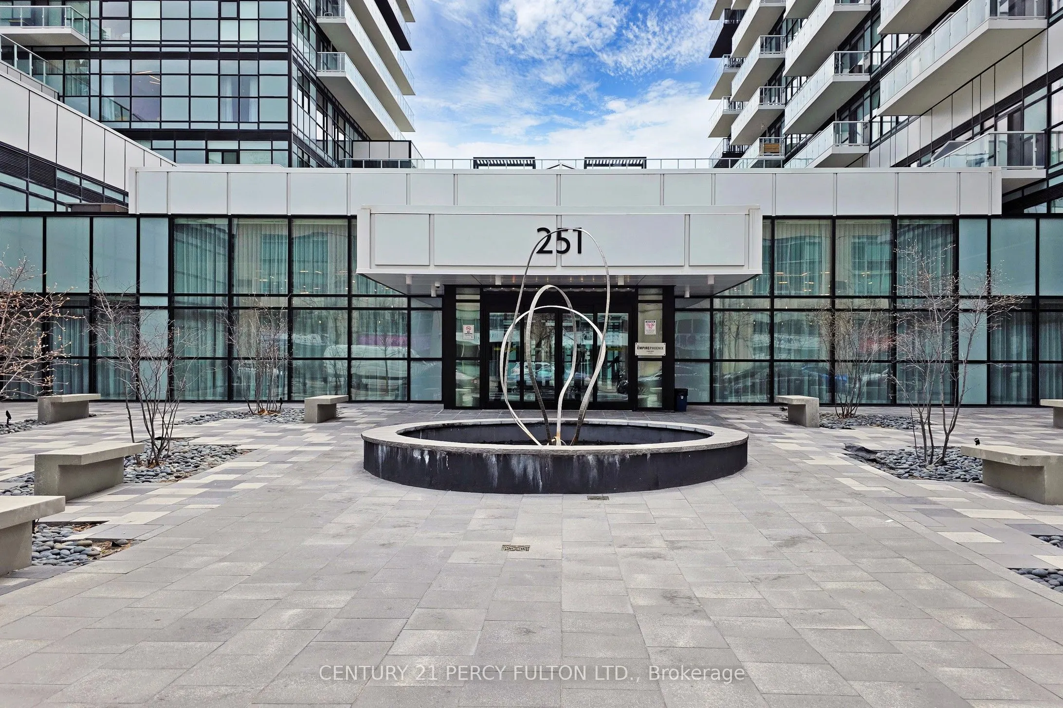 251 Manitoba Street, #313