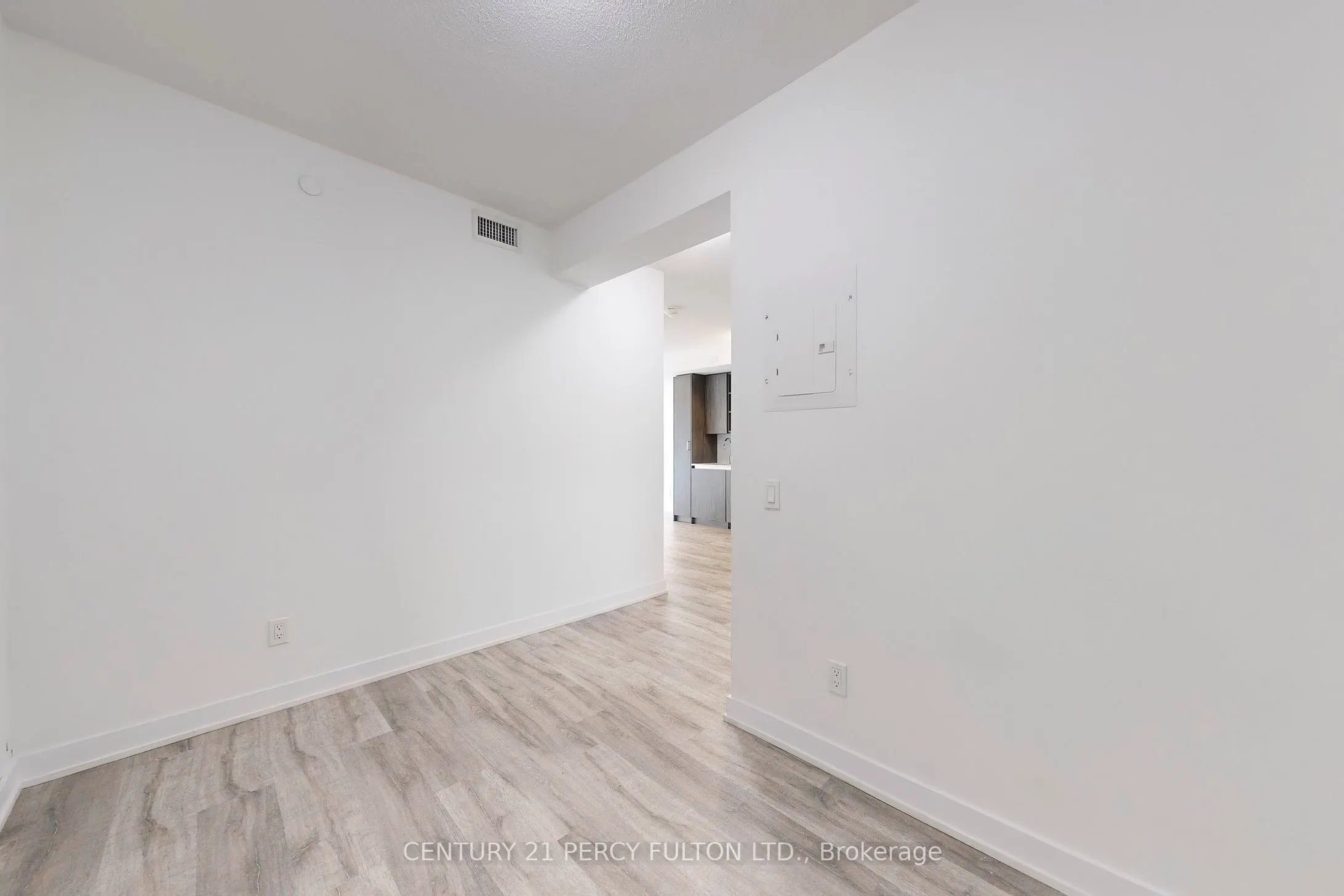 251 Manitoba Street, #313