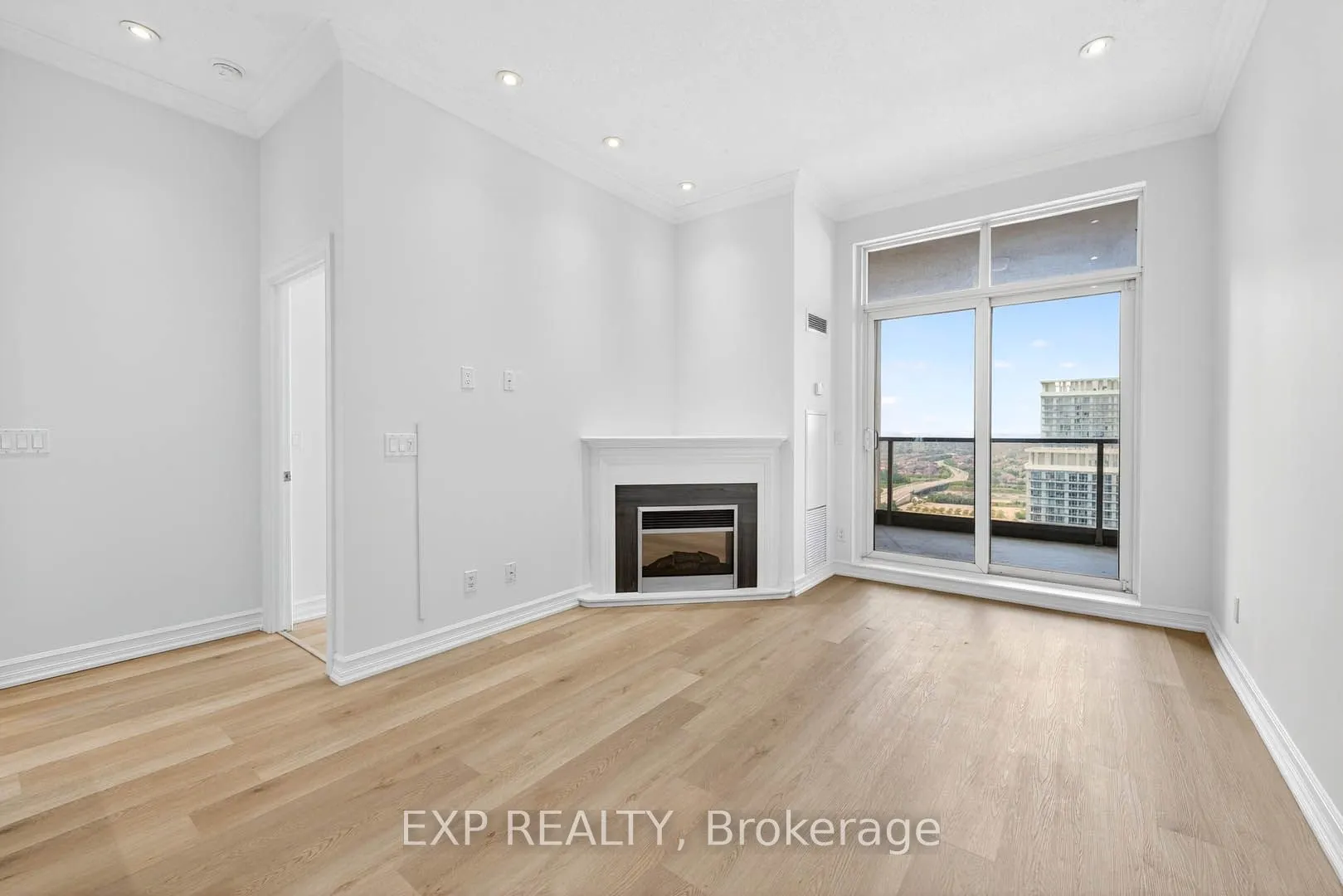 4090 Living Arts Drive, #UPH3105