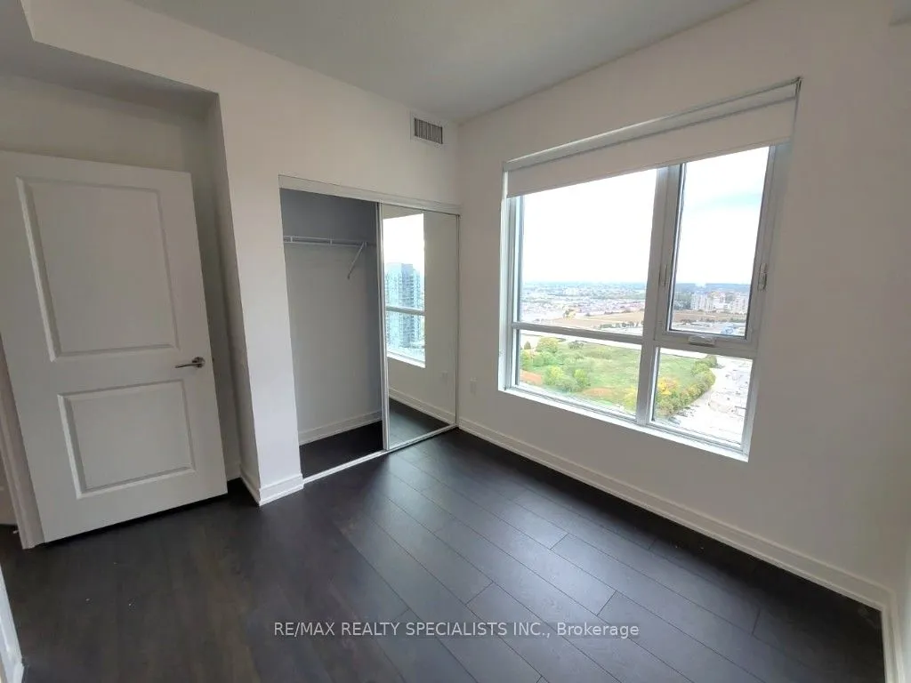 8 Nahani Way, #2421