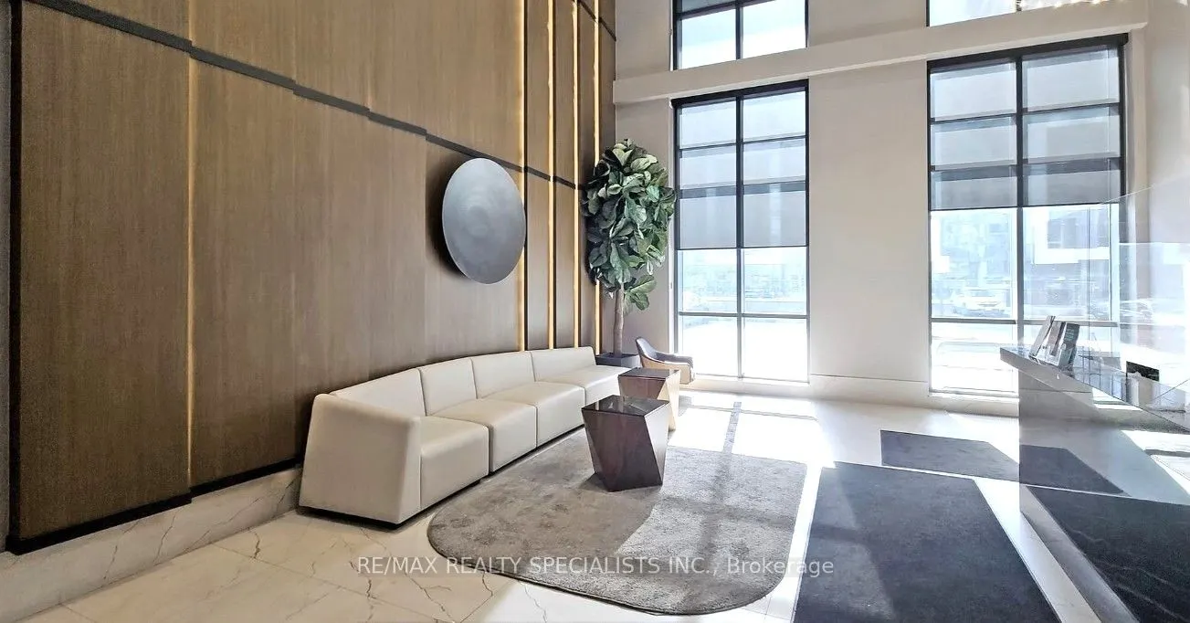 8 Nahani Way, #2421